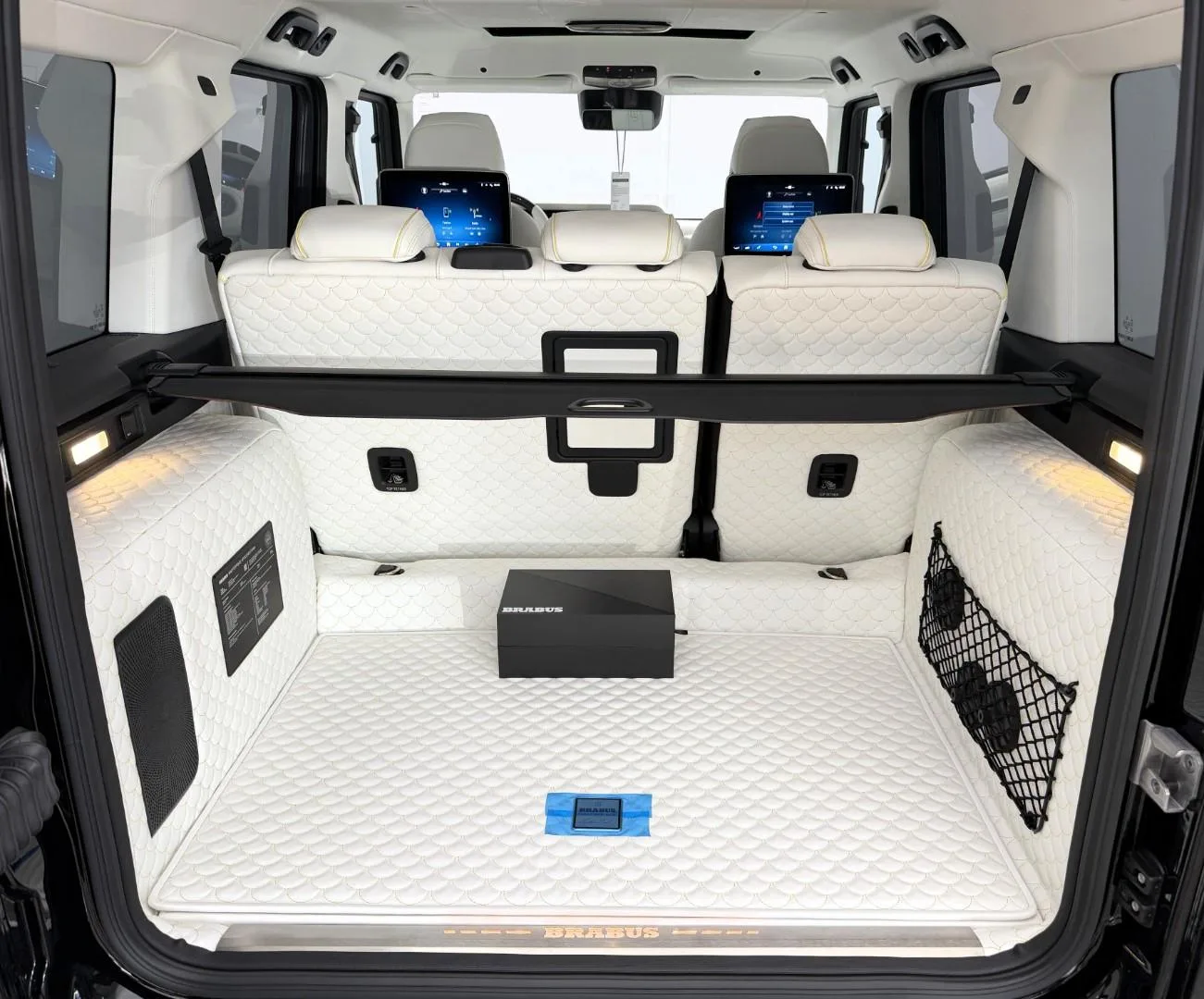 2026 BRABUS G 800 Widestar Masterpiece White Lemon, 29/30