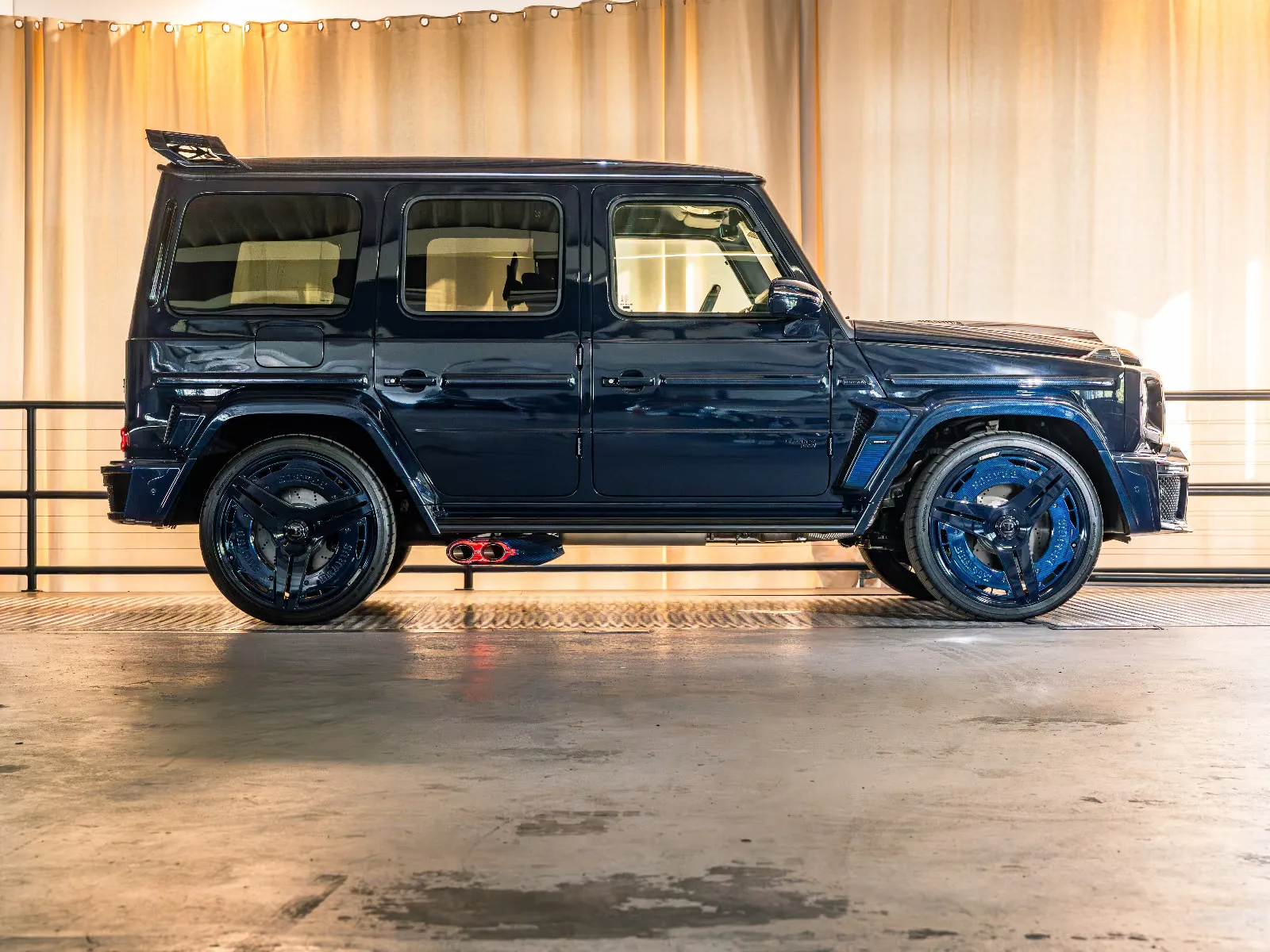 2026 BRABUS G 900 Rocket Edition Deep Blue, 2/30