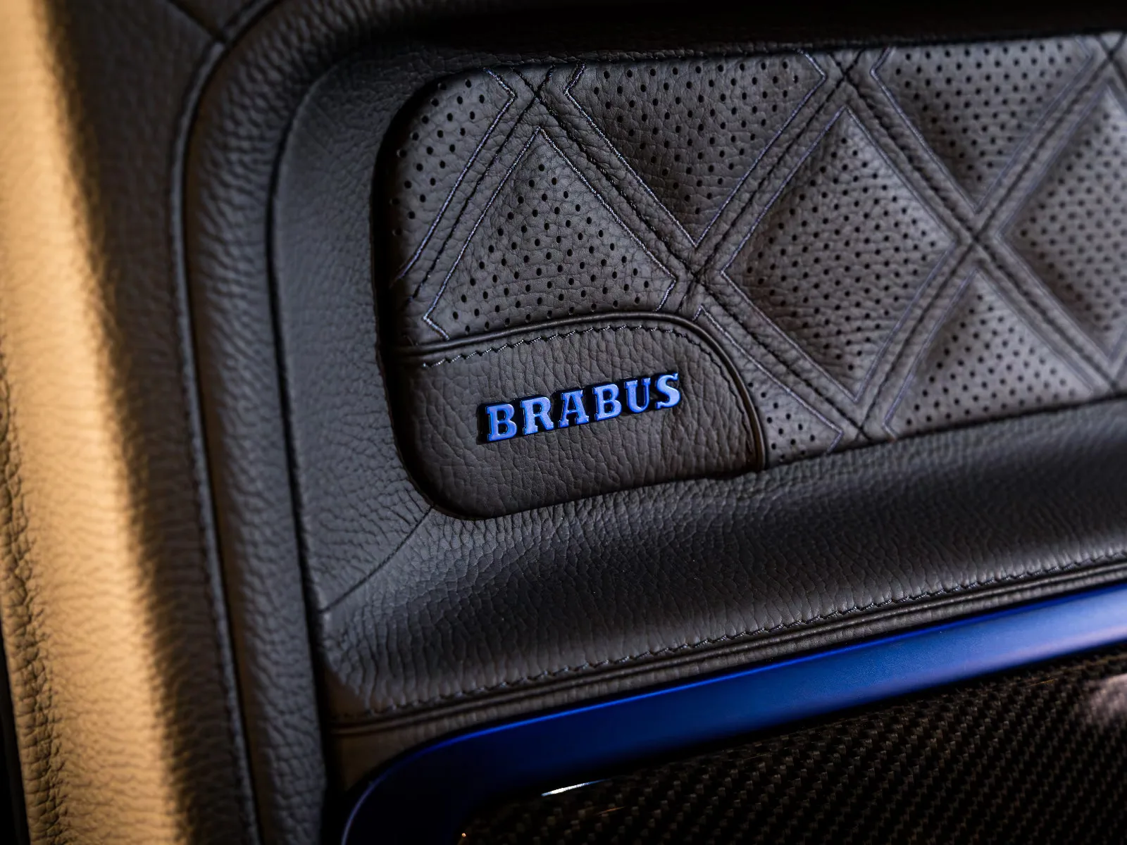 2026 BRABUS G 900 Rocket Edition Deep Blue, 19/30