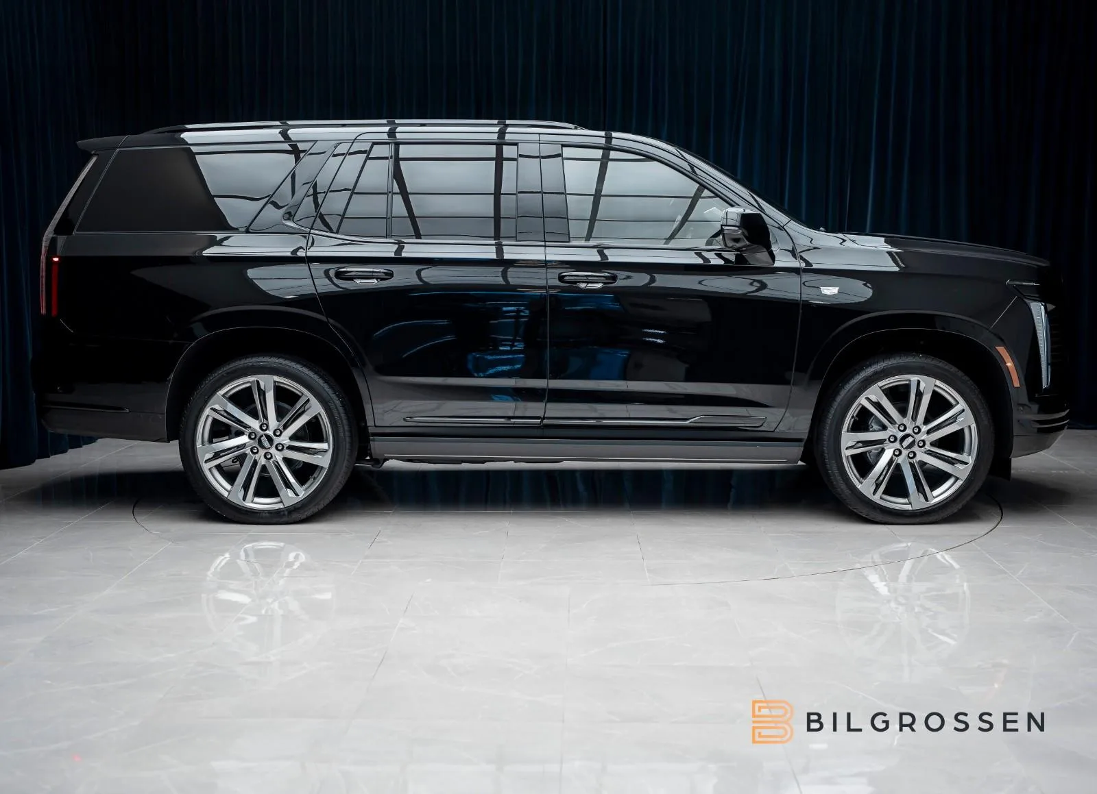 2026 Cadillac Escalade Sport Platinum, 6/30