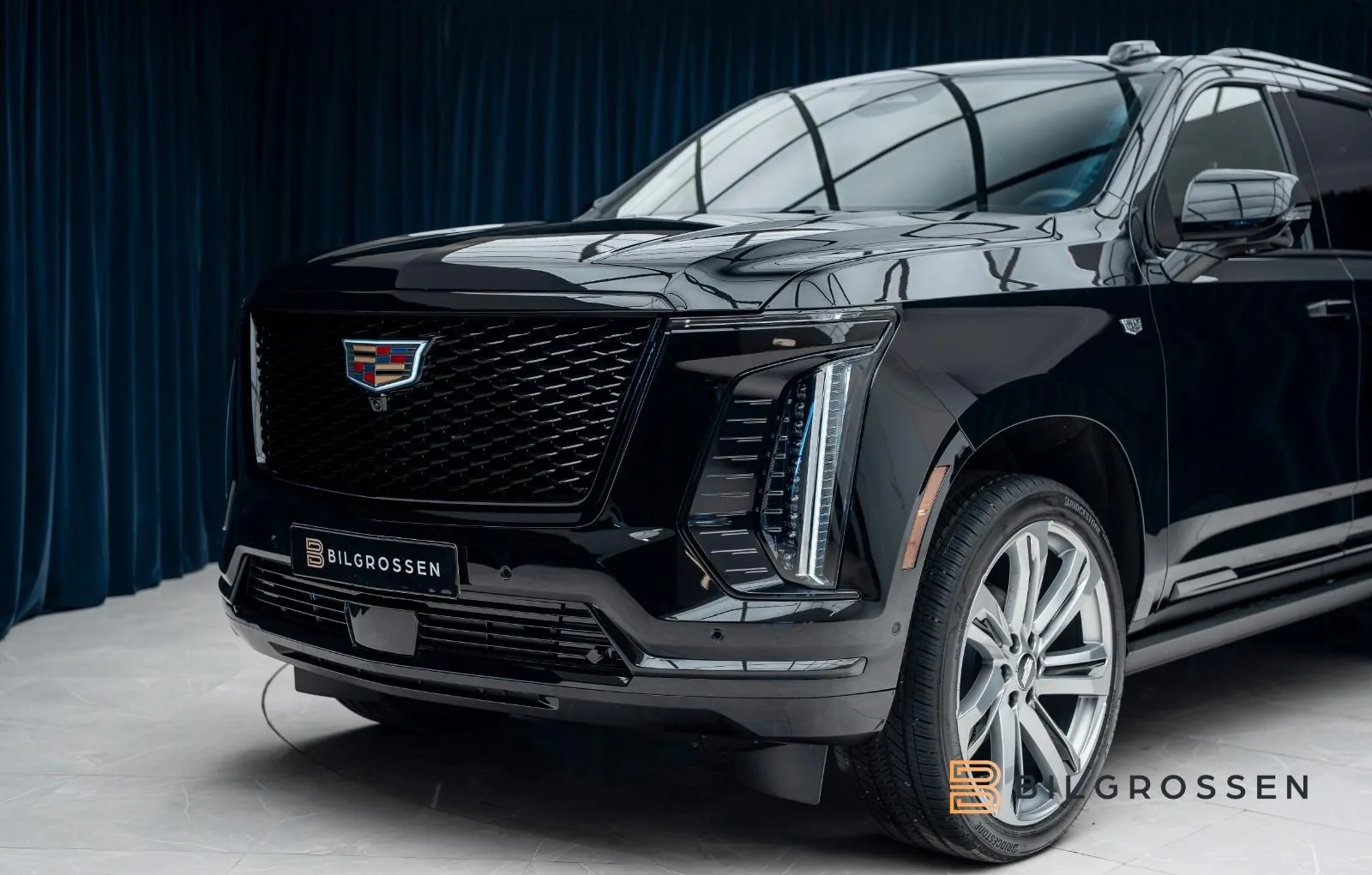 2026 Cadillac Escalade Sport Platinum, 9/30