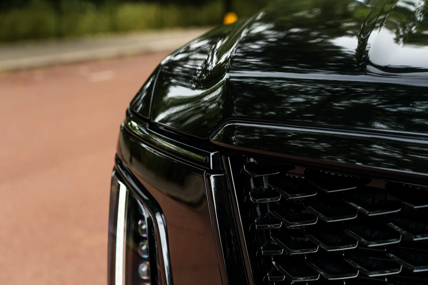 2026 Cadillac Escalade Sport Platinum, 6/30