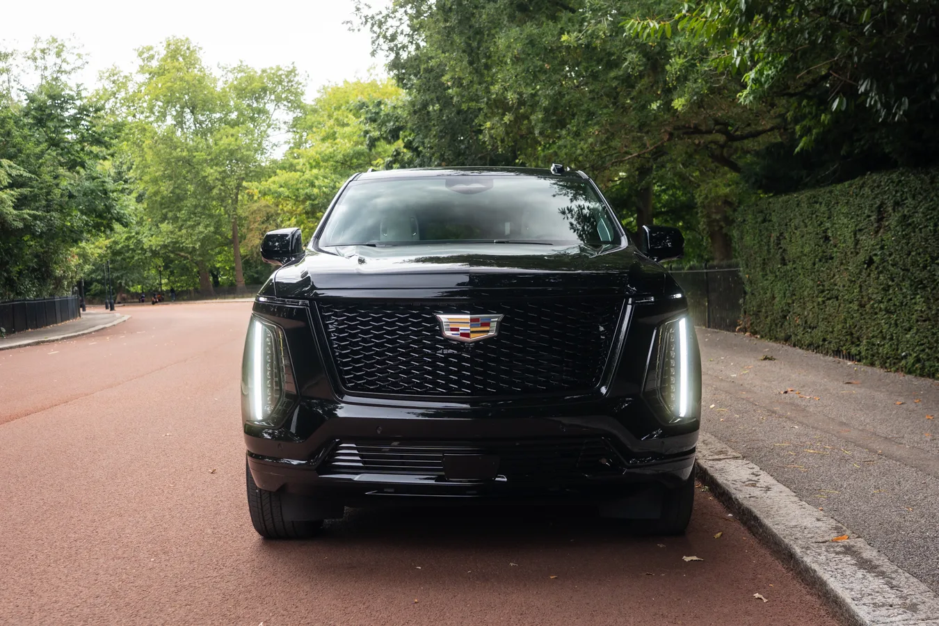 2026 Cadillac Escalade ESV Sport Platinum, 2/30