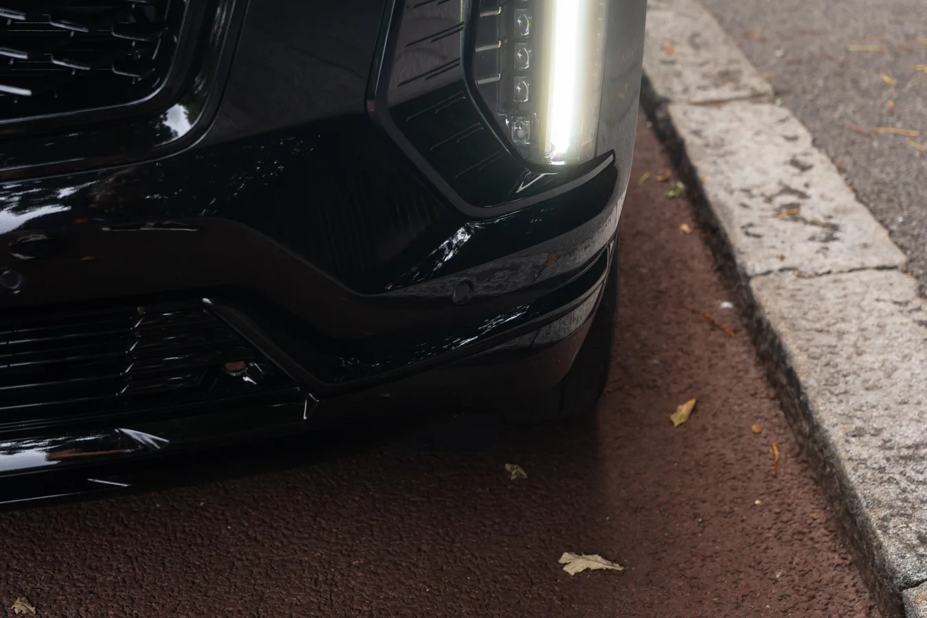 2026 Cadillac Escalade ESV Sport Platinum, 8/30