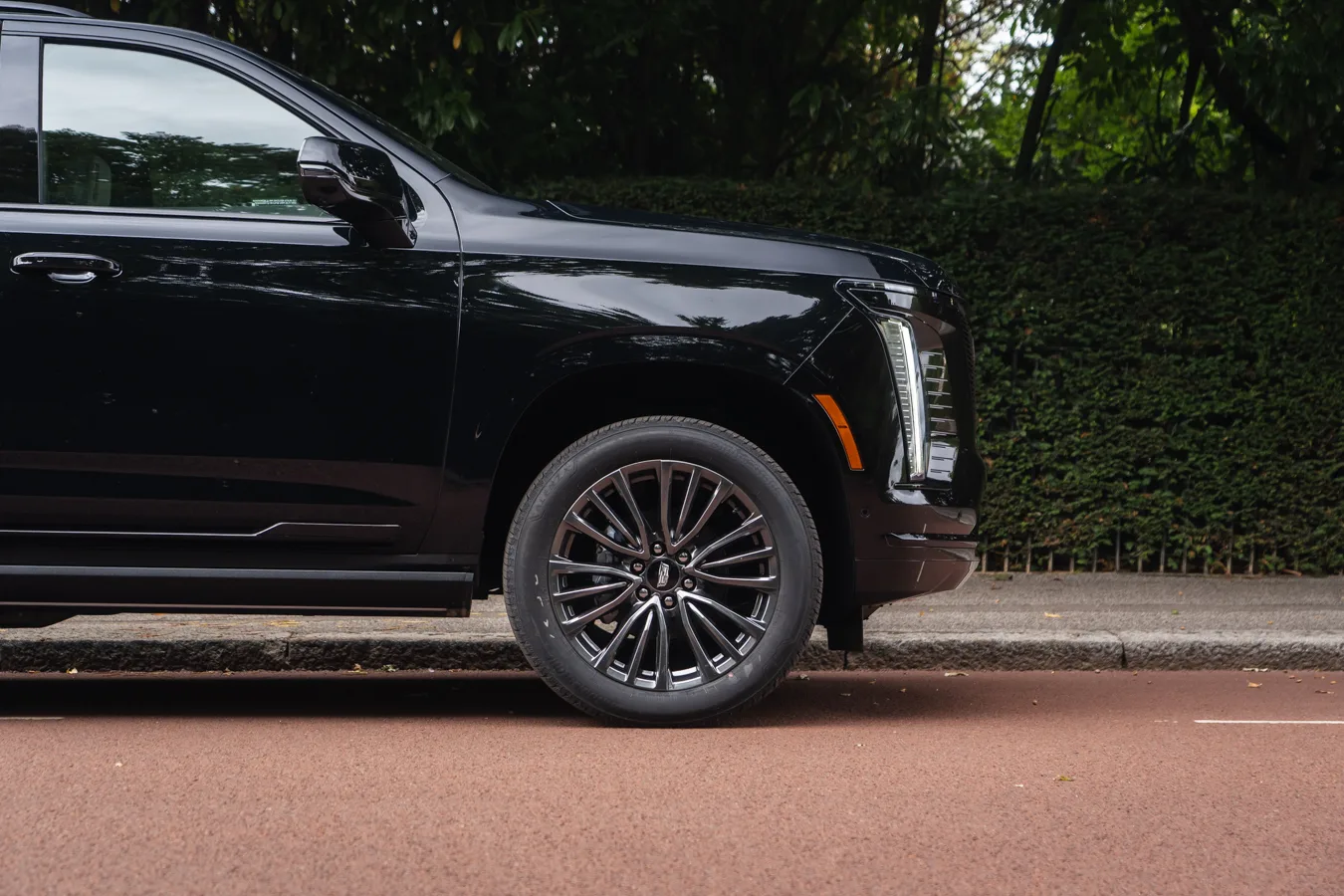 2026 Cadillac Escalade ESV Sport Platinum, 14/30