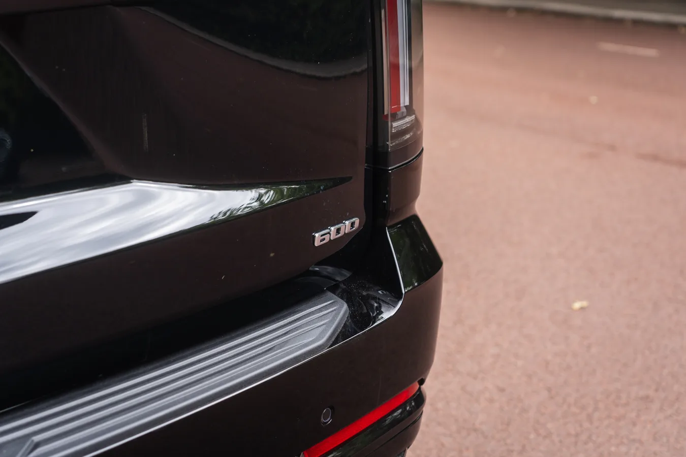 2026 Cadillac Escalade ESV Sport Platinum, 22/30