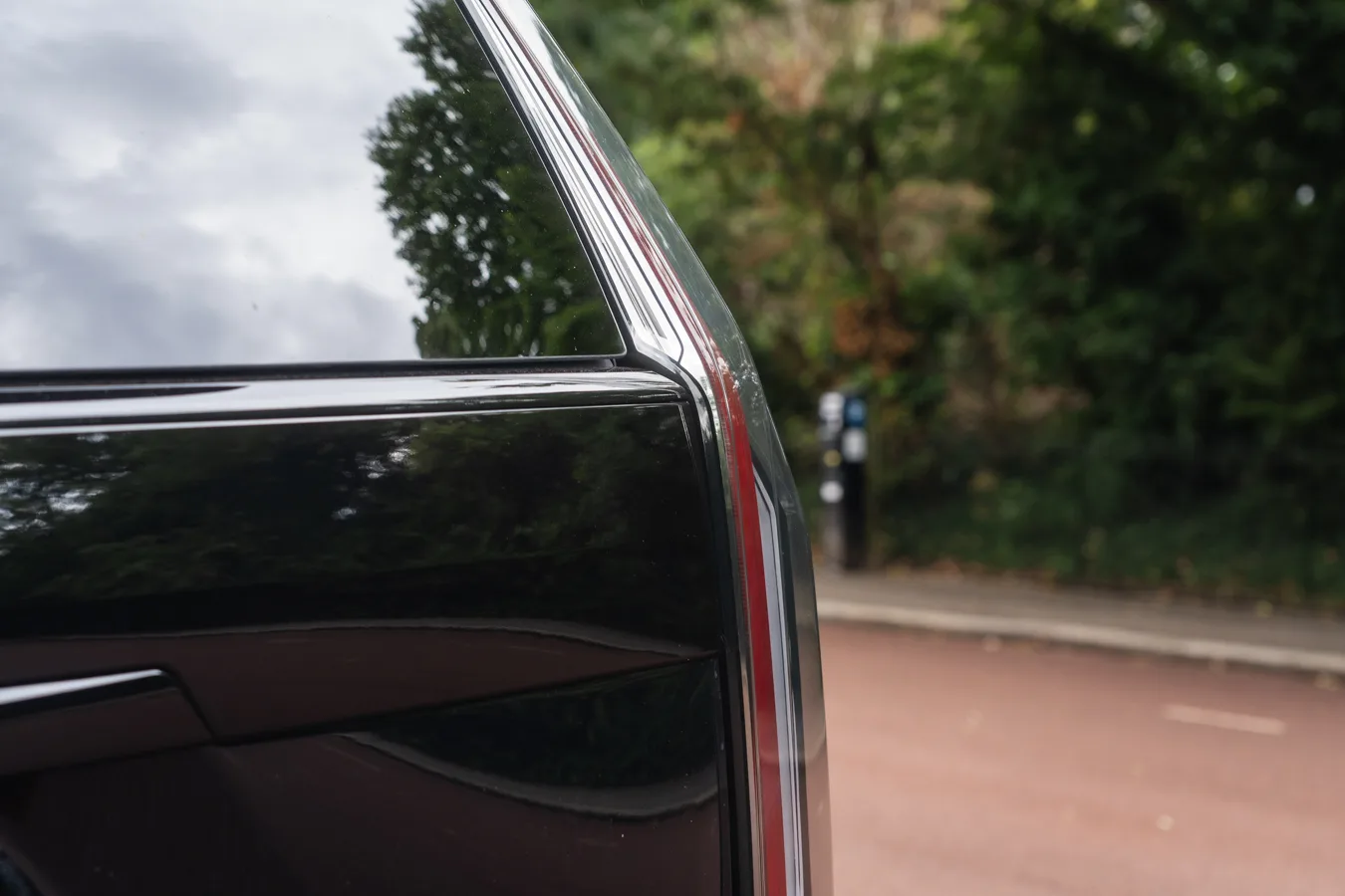 2026 Cadillac Escalade ESV Sport Platinum, 23/30