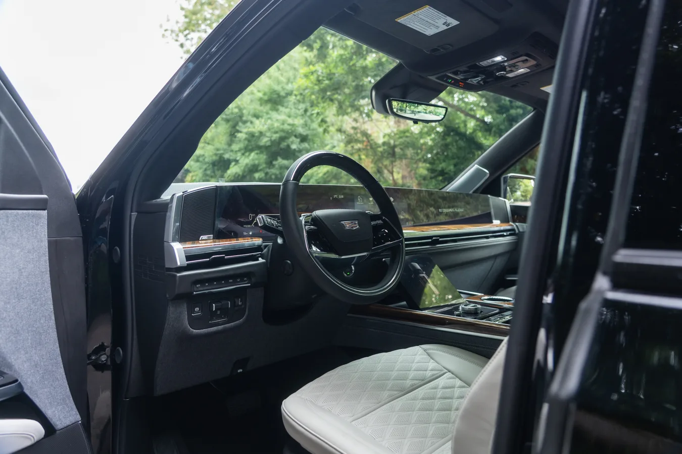 2026 Cadillac Escalade ESV Sport Platinum, 27/30