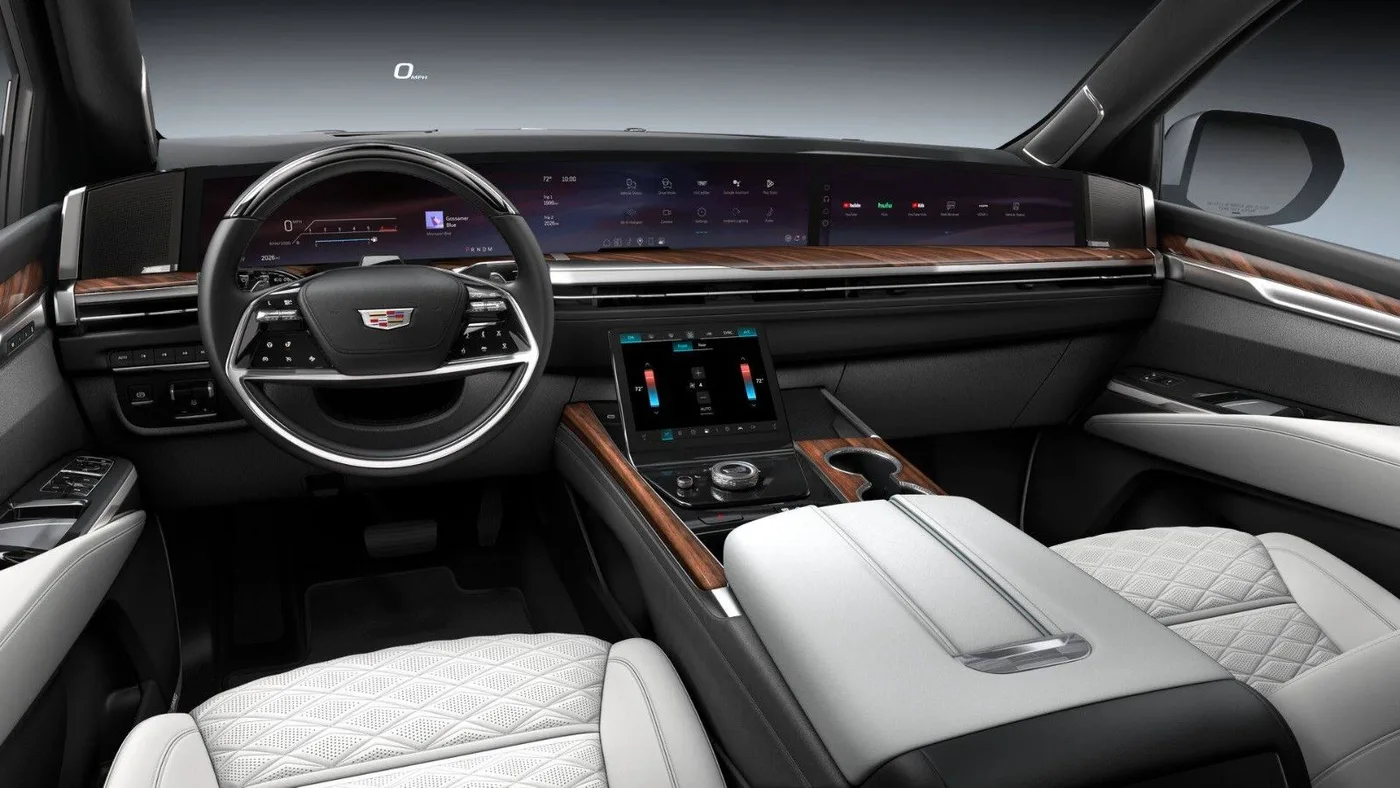 2026 Cadillac Escalade ESV angeboten von einem Supersportwagenhändler in Schenefeld, Deutschland, Foto 7 von 14