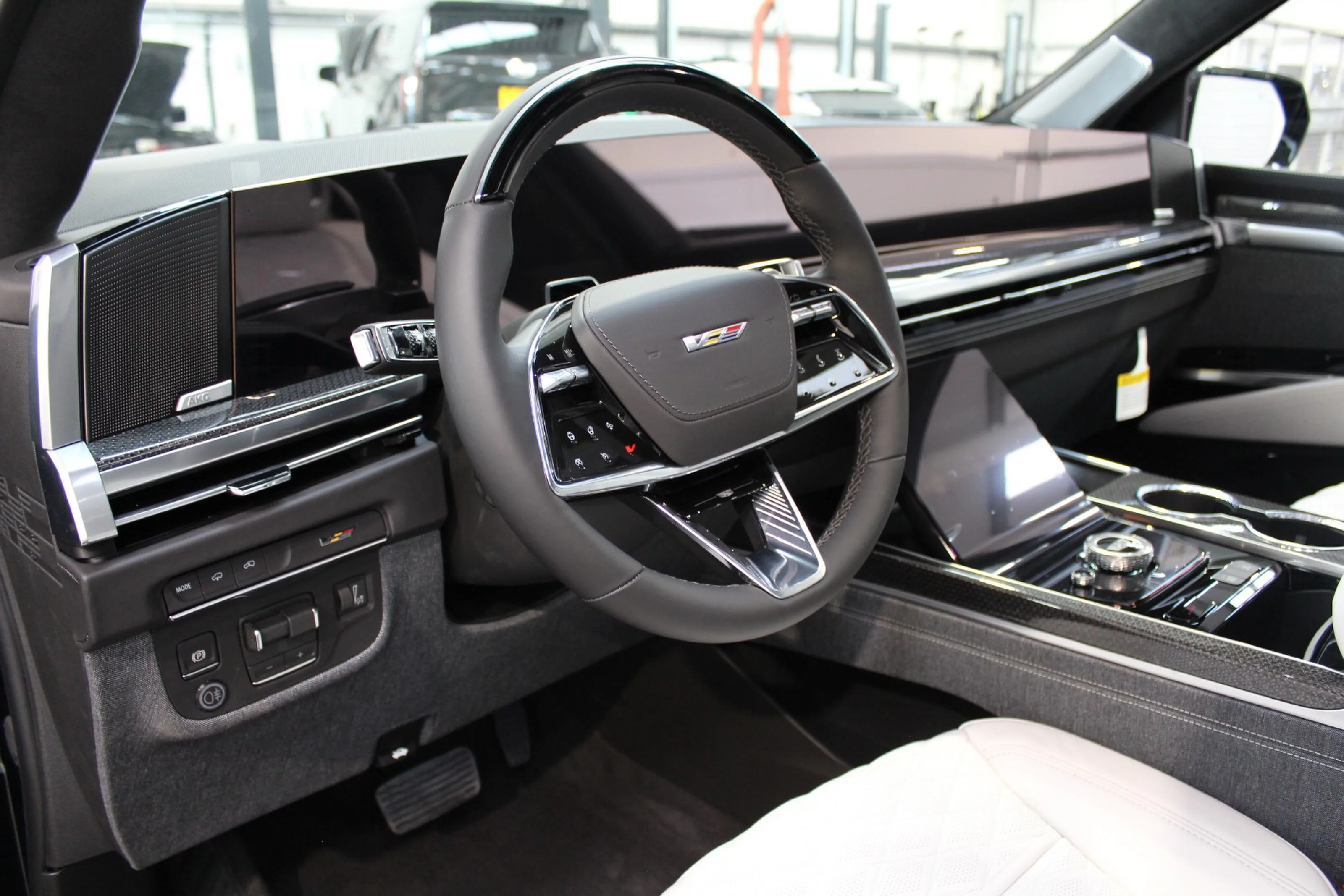 2026 Cadillac Escalade-V, 3/24