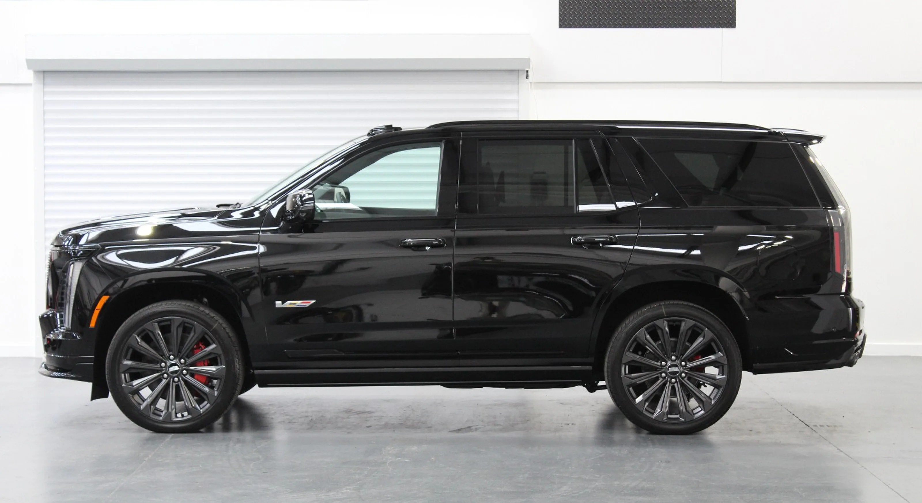 2026 Cadillac Escalade-V, 4/24