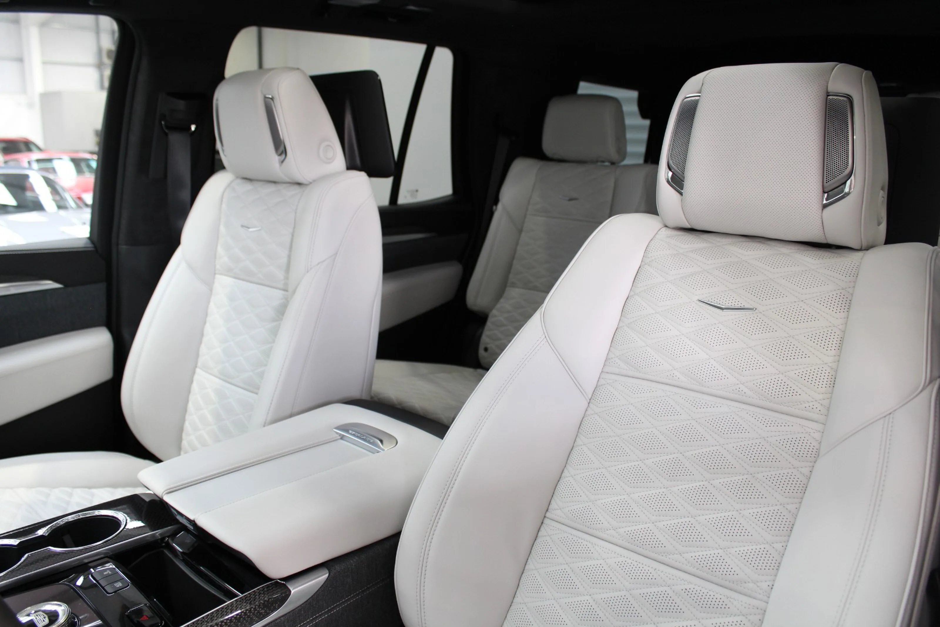 2026 Cadillac Escalade-V, 8/24