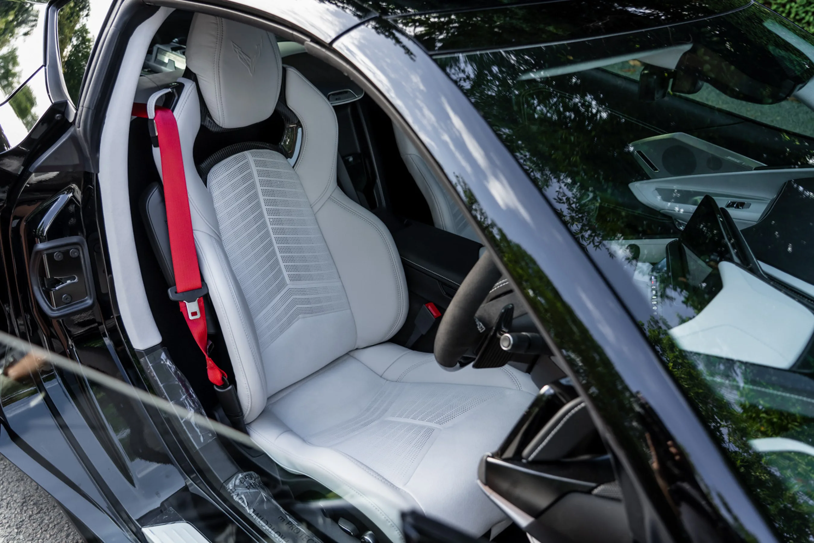 2026 Chevrolet Corvette E-Ray 3LZ, 26/30