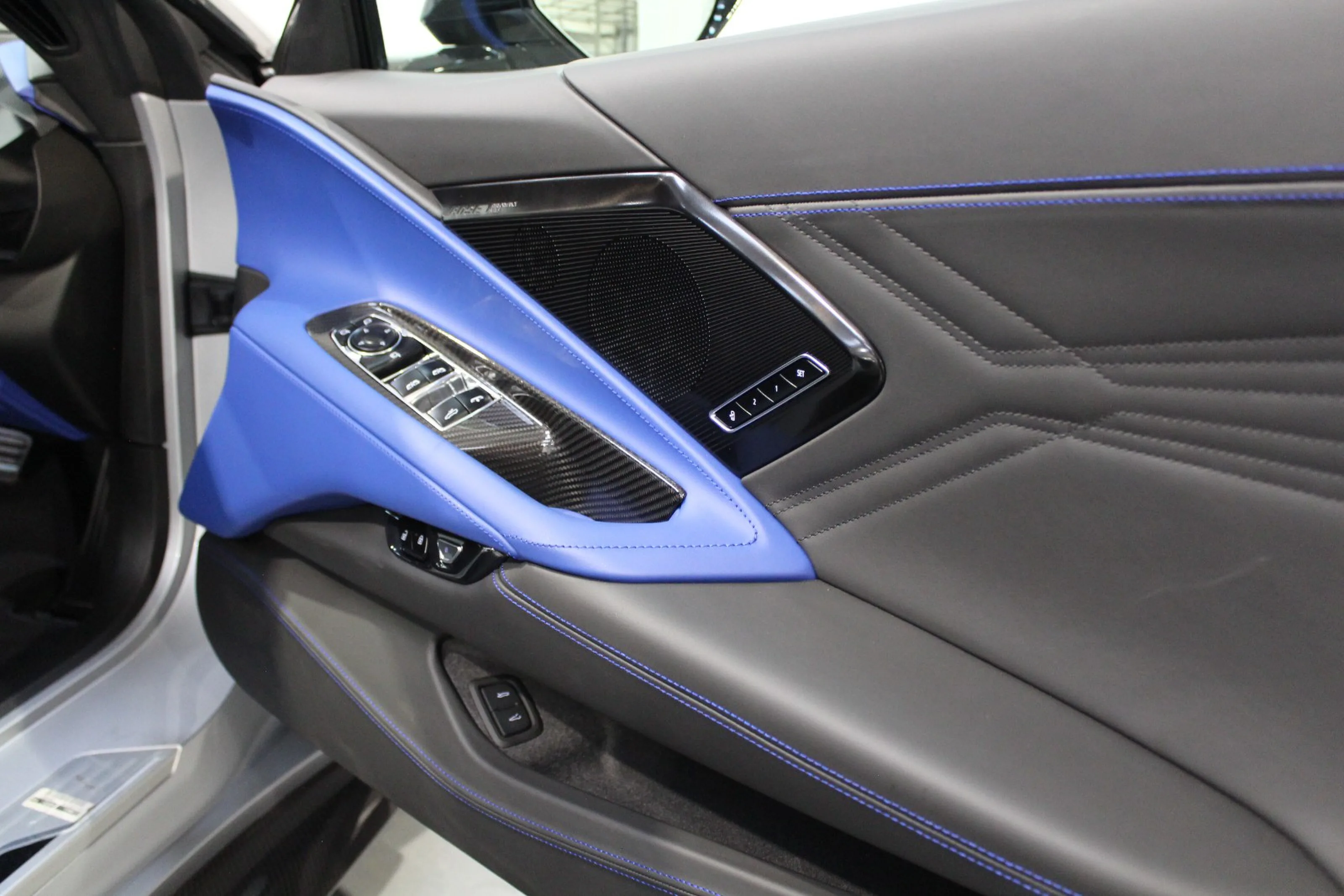 2026 Chevrolet Corvette E-Ray Convertible 3LZ, 16/24