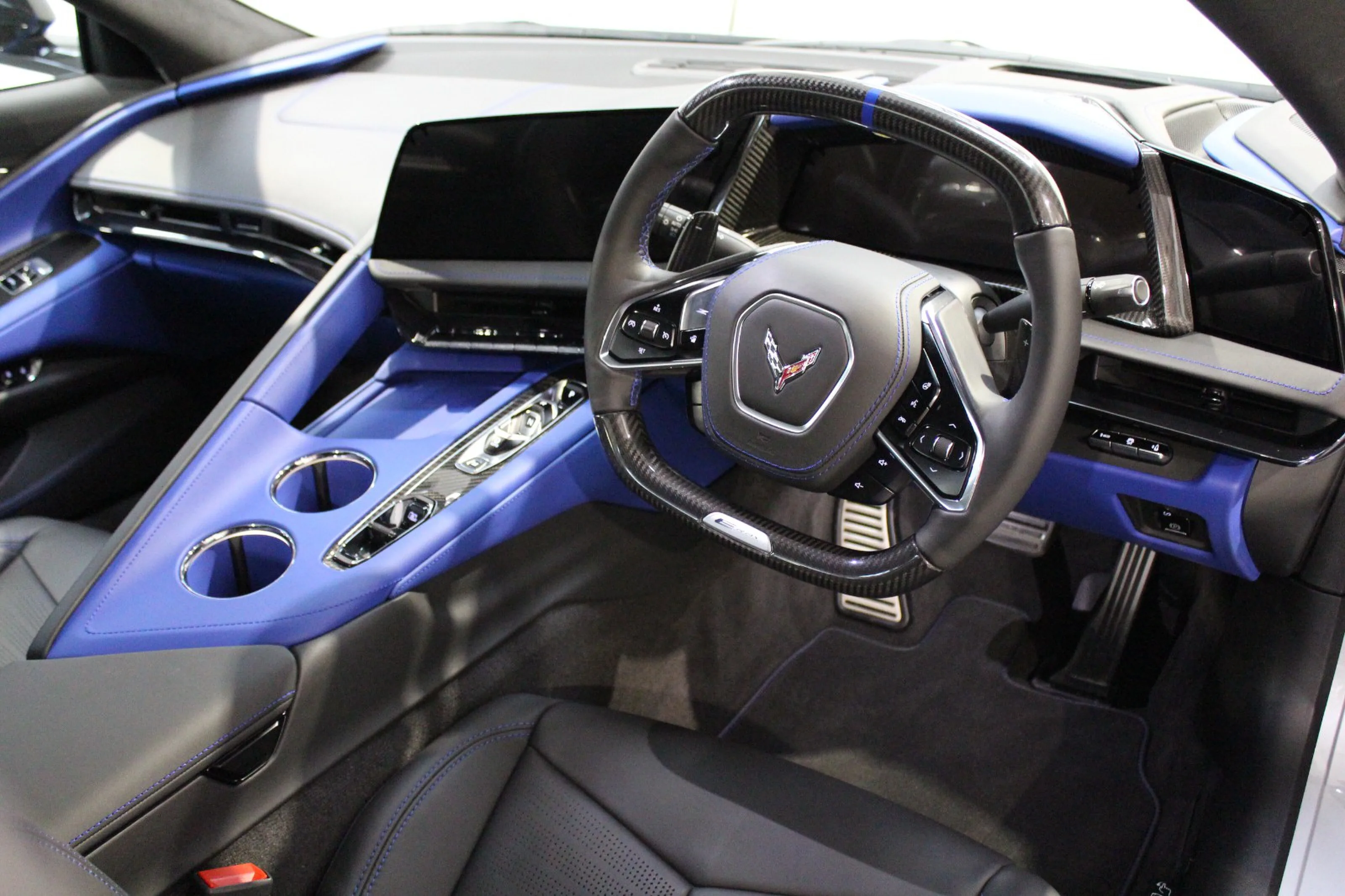 2026 Chevrolet Corvette E-Ray Convertible 3LZ, 17/24
