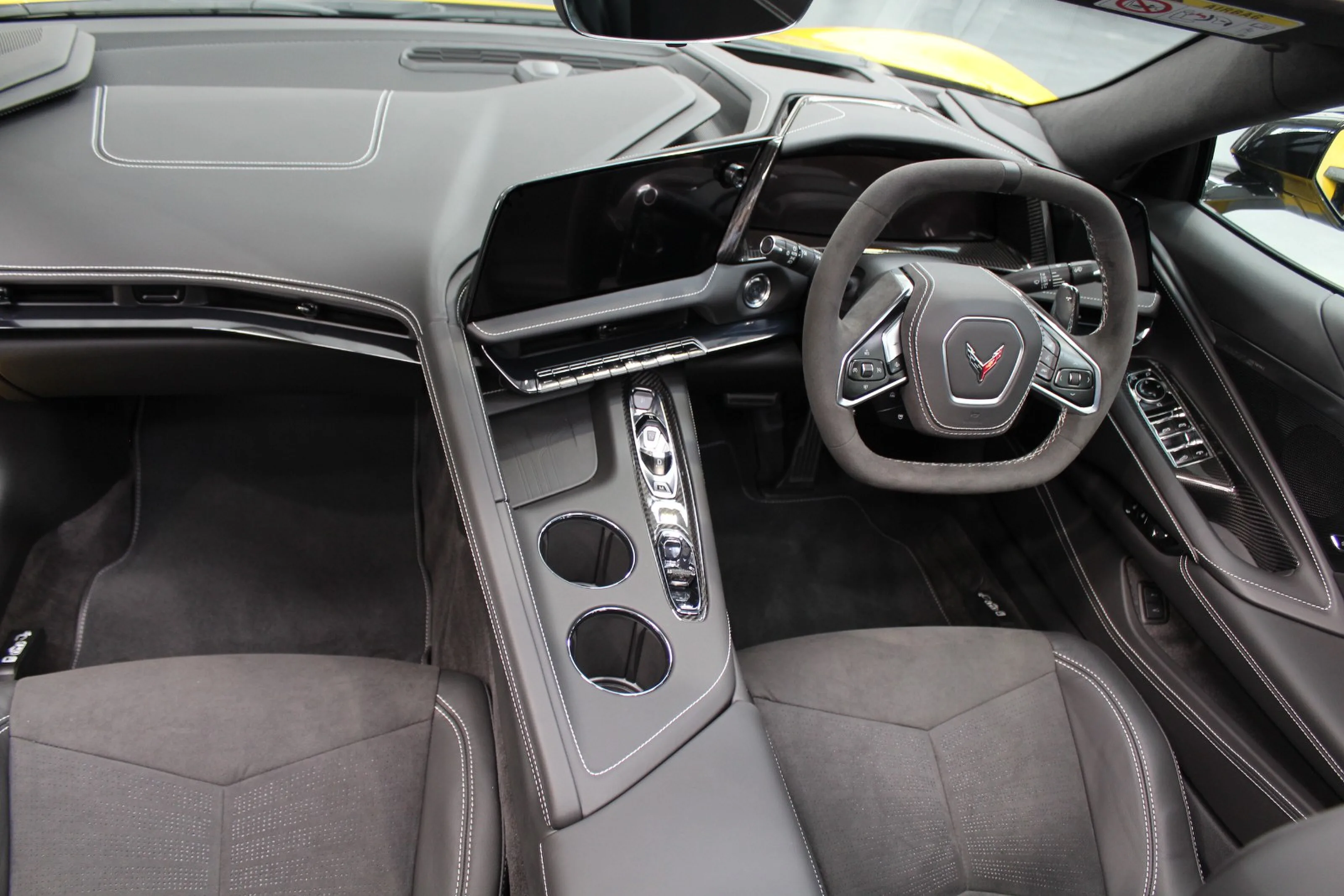 2026 Chevrolet Corvette Stingray Convertible 3LT, 9/23