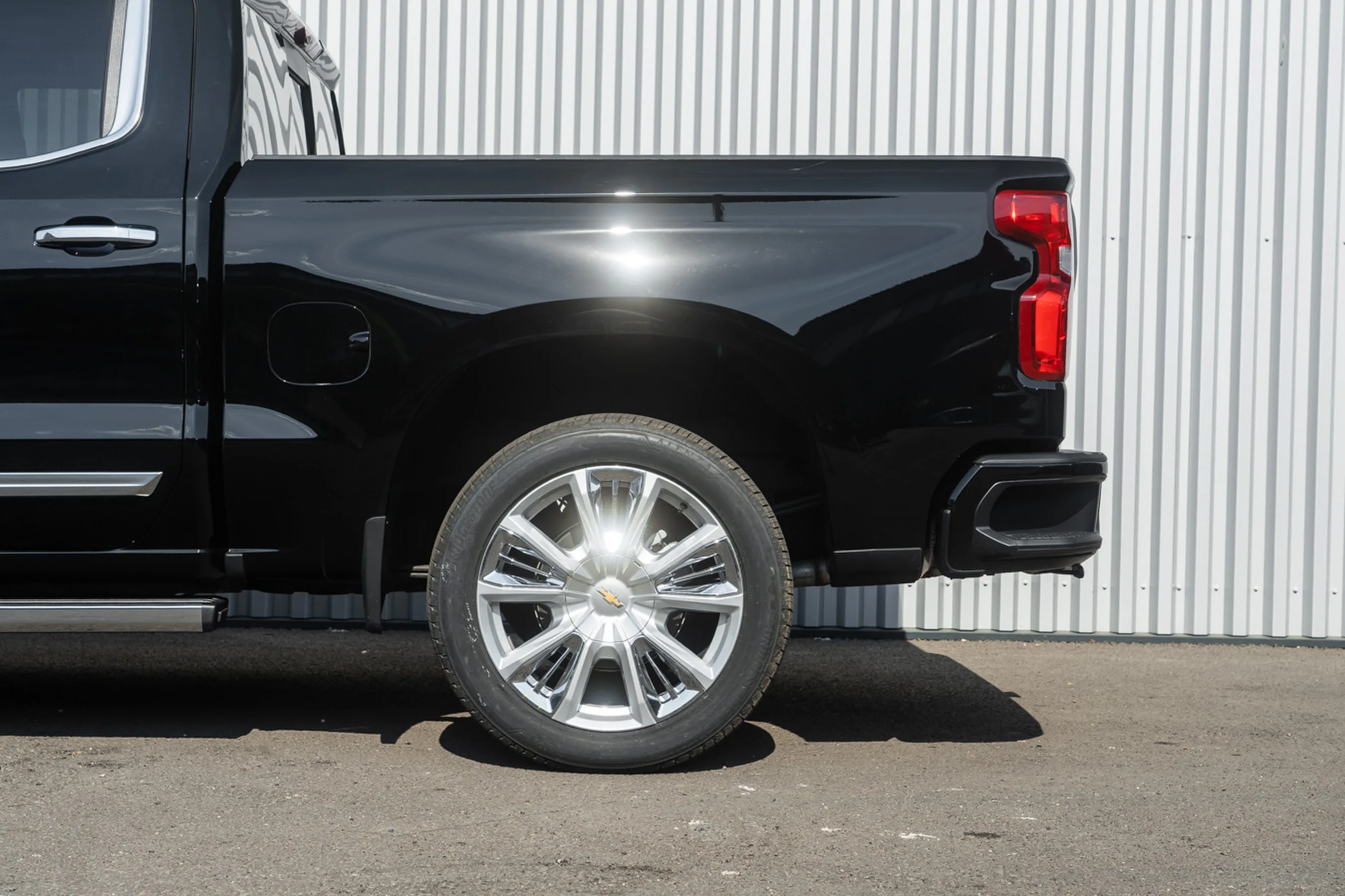 2026 Chevrolet Silverado High Country, 8/30