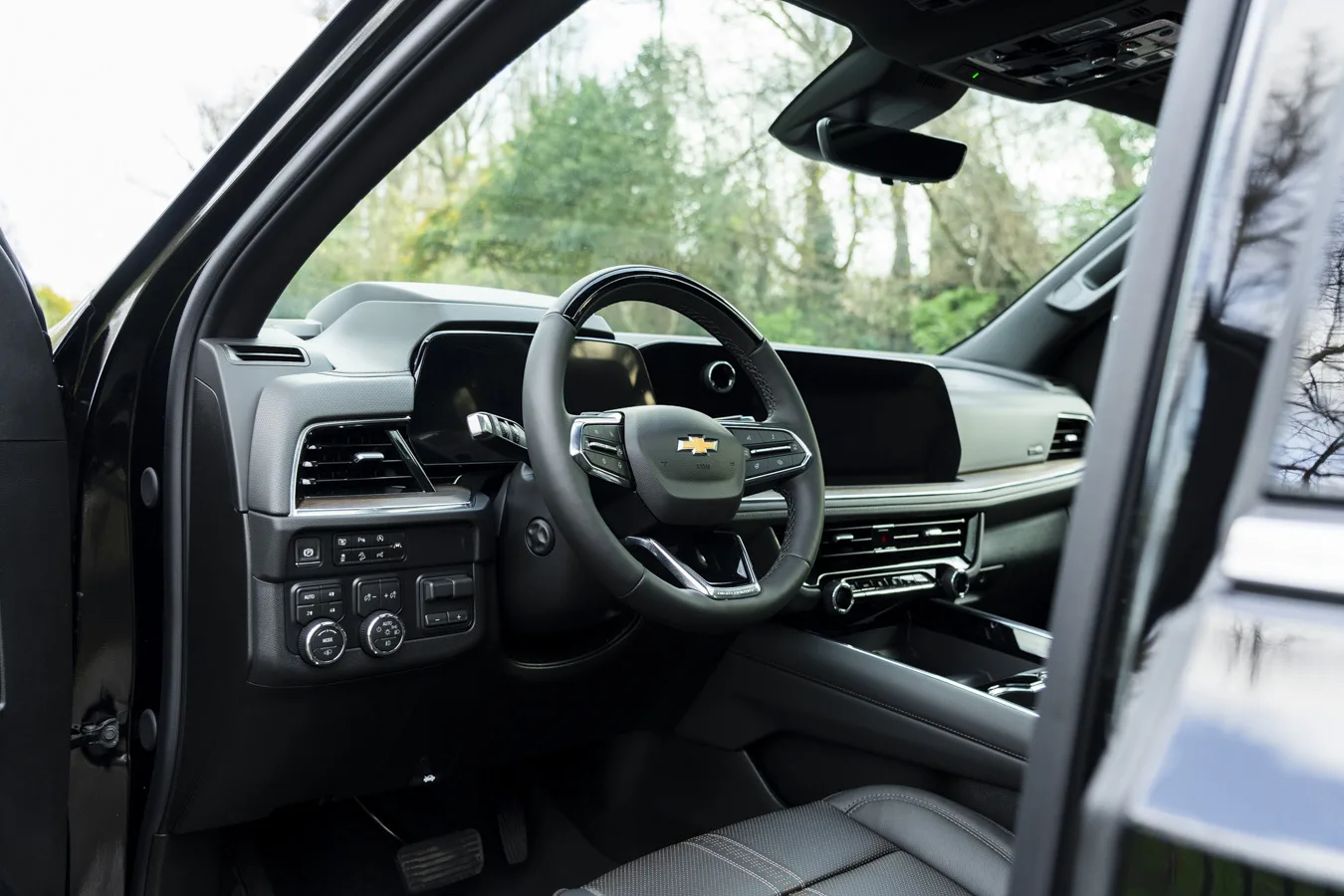 2026 Chevrolet Suburban High Country, 27/30