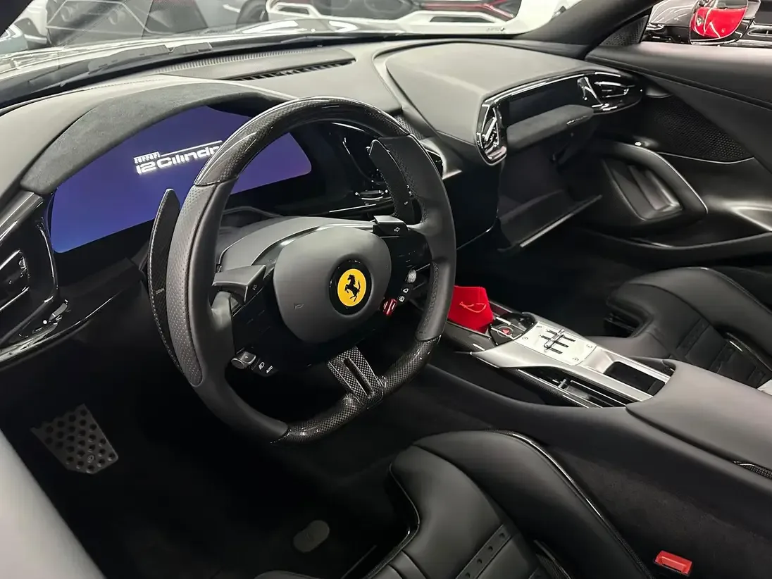 2026 Ferrari 12Cilindri, 8/20