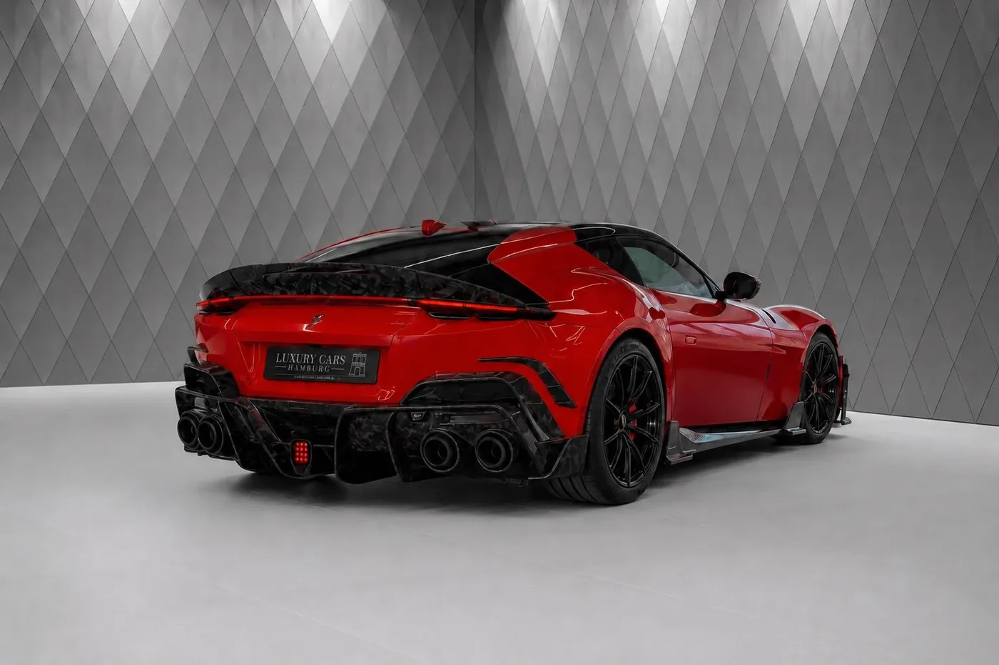 2026 Ferrari 12Cilindri offered by a supercar dealer in Schenefeld, Germany, photo 2 of 2