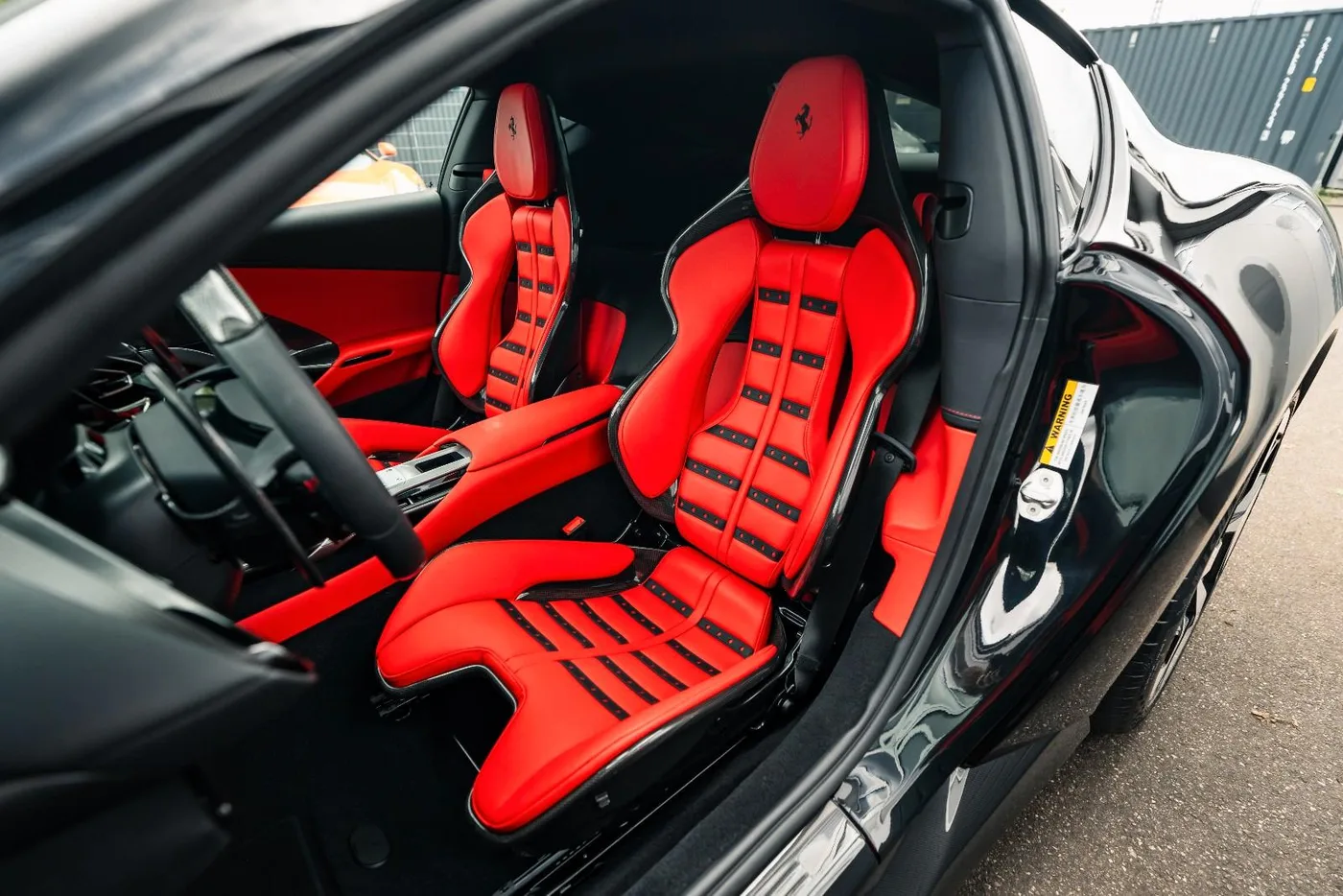 2026 Ferrari 12Cilindri proposée par un spécialiste de la supercar à Munich, Allemagne, photo 10 sur 21