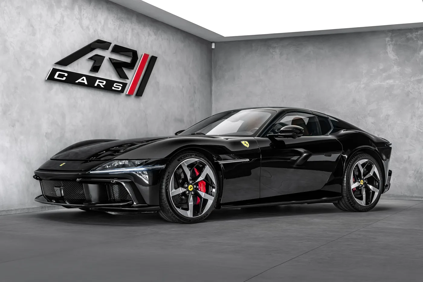 2026 Ferrari 12Cilindri Spider angeboten von einem Fachhändler in Ostrava, Tschechien, Foto 2 von 15