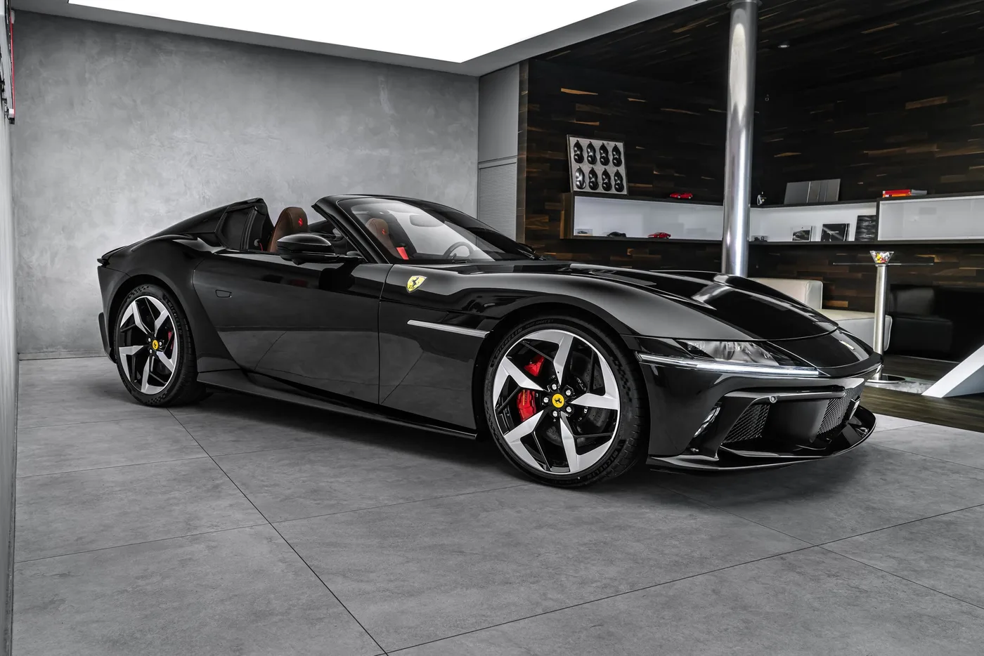 2026 Ferrari 12Cilindri Spider angeboten von einem Fachhändler in Ostrava, Tschechien, Foto 4 von 15