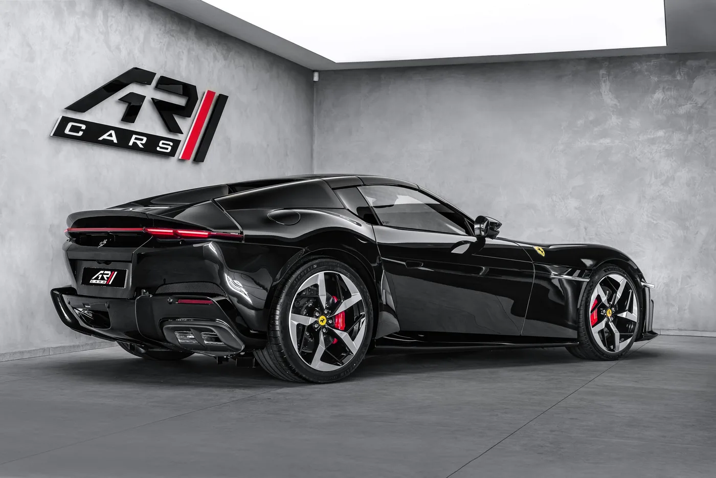 2026 Ferrari 12Cilindri Spider angeboten von einem Fachhändler in Ostrava, Tschechien, Foto 6 von 15