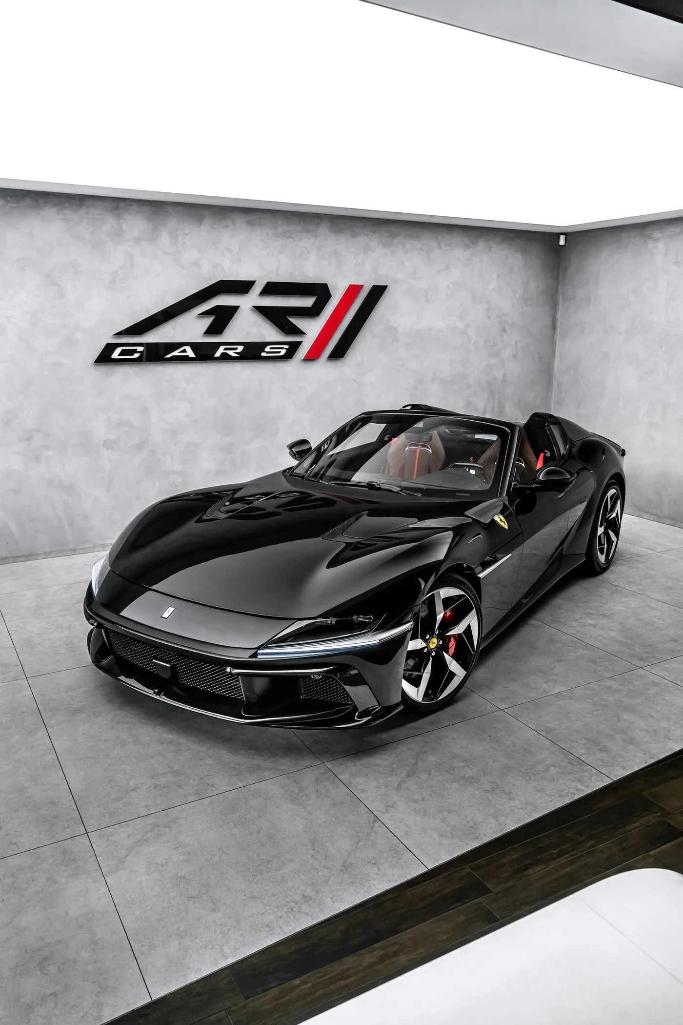 2026 Ferrari 12Cilindri Spider angeboten von einem Fachhändler in Ostrava, Tschechien, Foto 9 von 15
