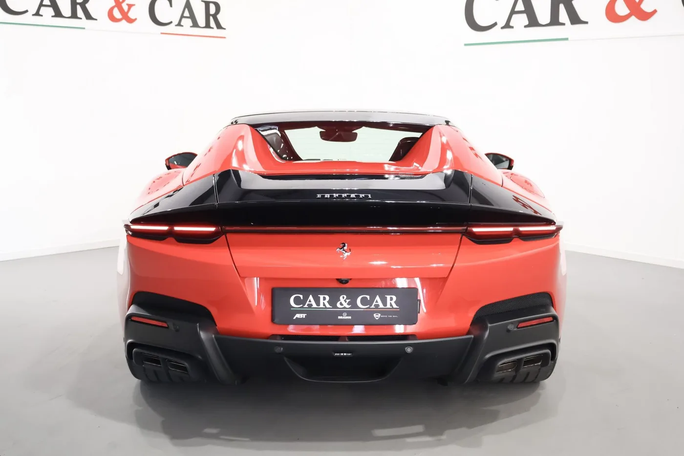 2026 Ferrari 12Cilindri Spider proposée par un spécialiste de la supercar à Zibido San Giacomo, Italie, photo 4 sur 25