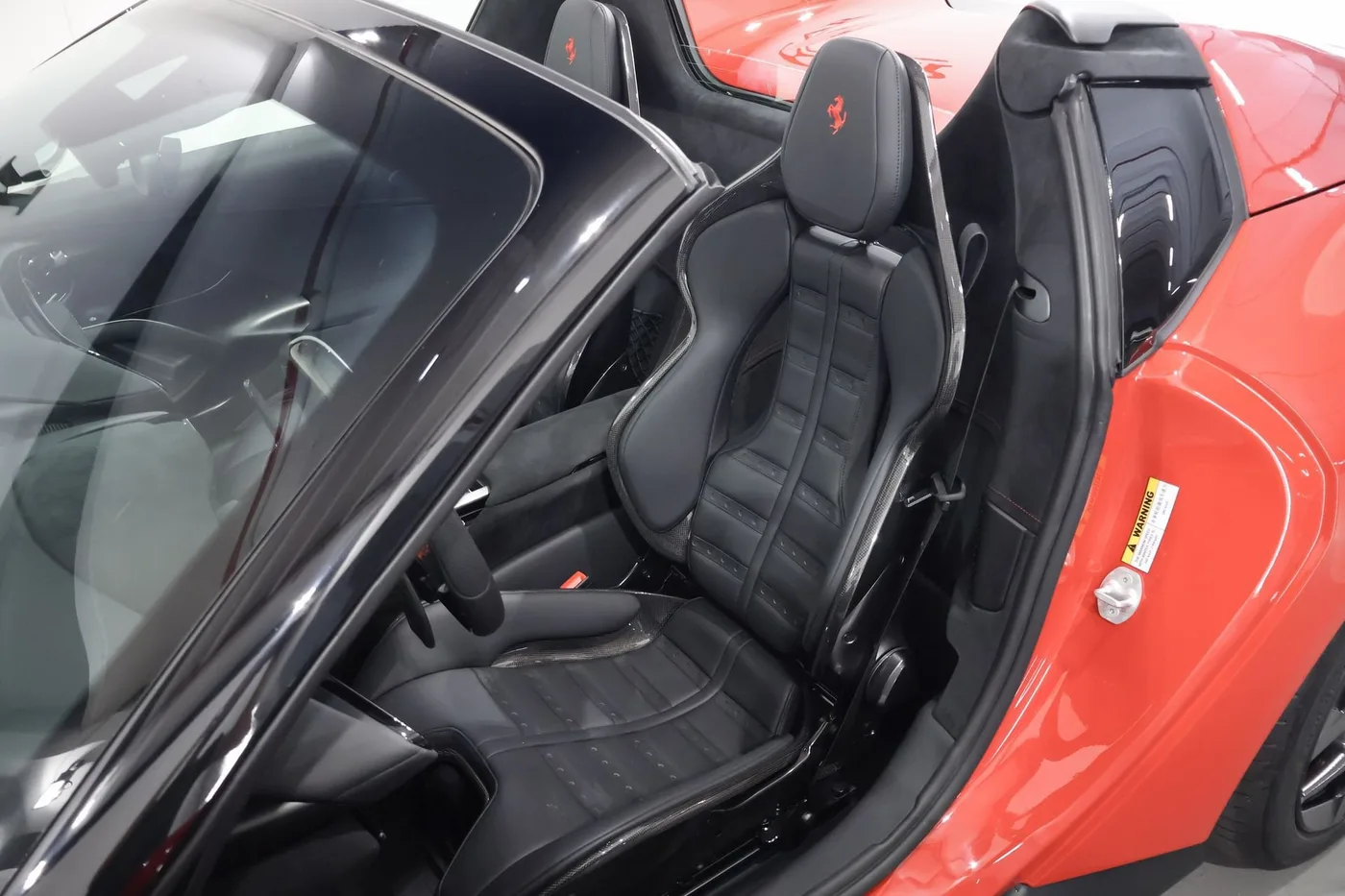 2026 Ferrari 12Cilindri Spider proposée par un spécialiste de la supercar à Zibido San Giacomo, Italie, photo 9 sur 25