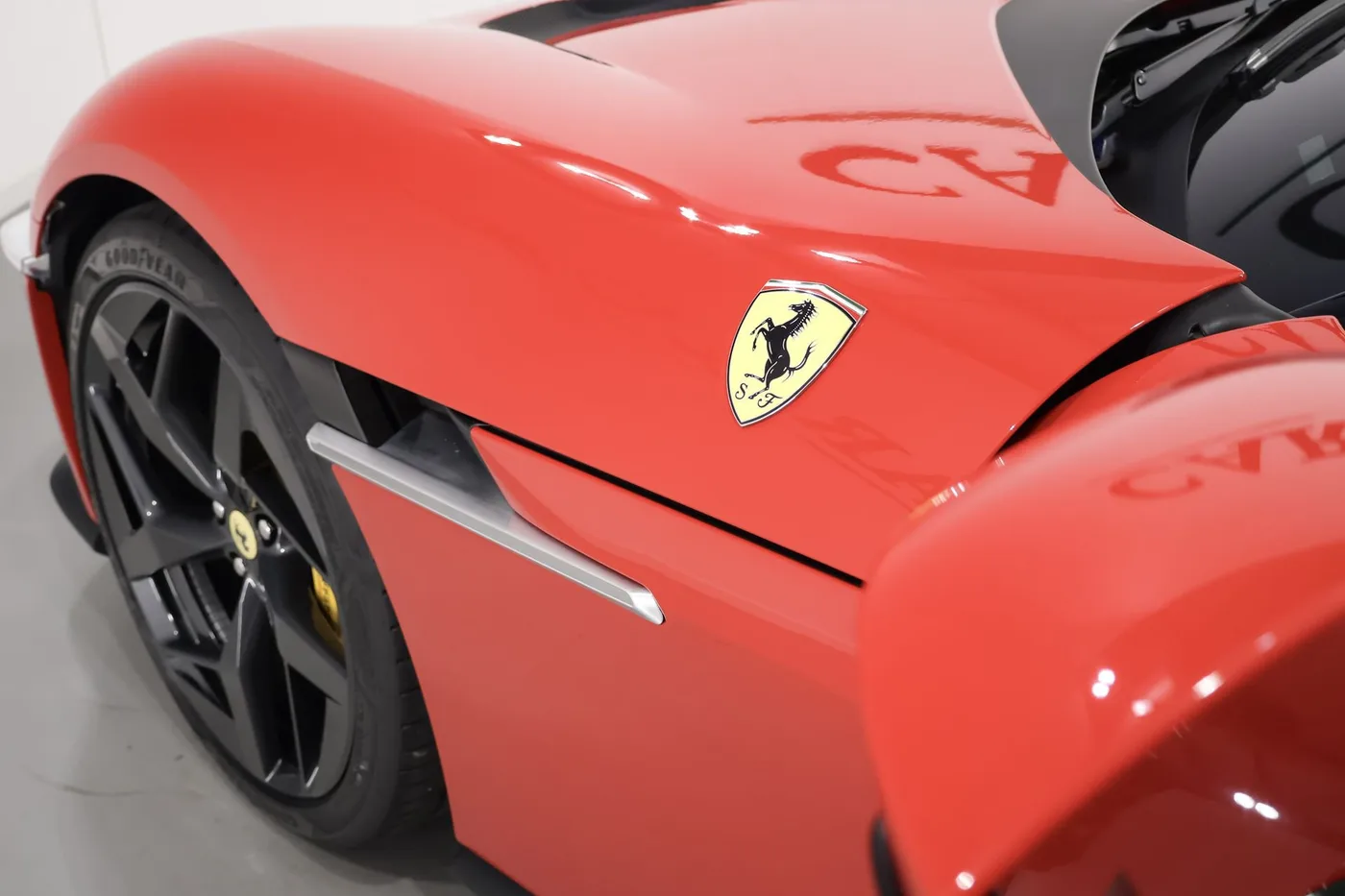 2026 Ferrari 12Cilindri Spider proposée par un spécialiste de la supercar à Zibido San Giacomo, Italie, photo 16 sur 25