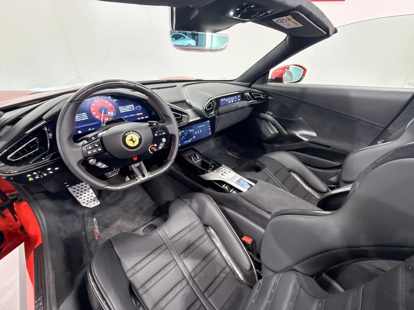 2026 Ferrari 12Cilindri Spider proposée par un spécialiste de la supercar à Zibido San Giacomo, Italie, photo 24 sur 25
