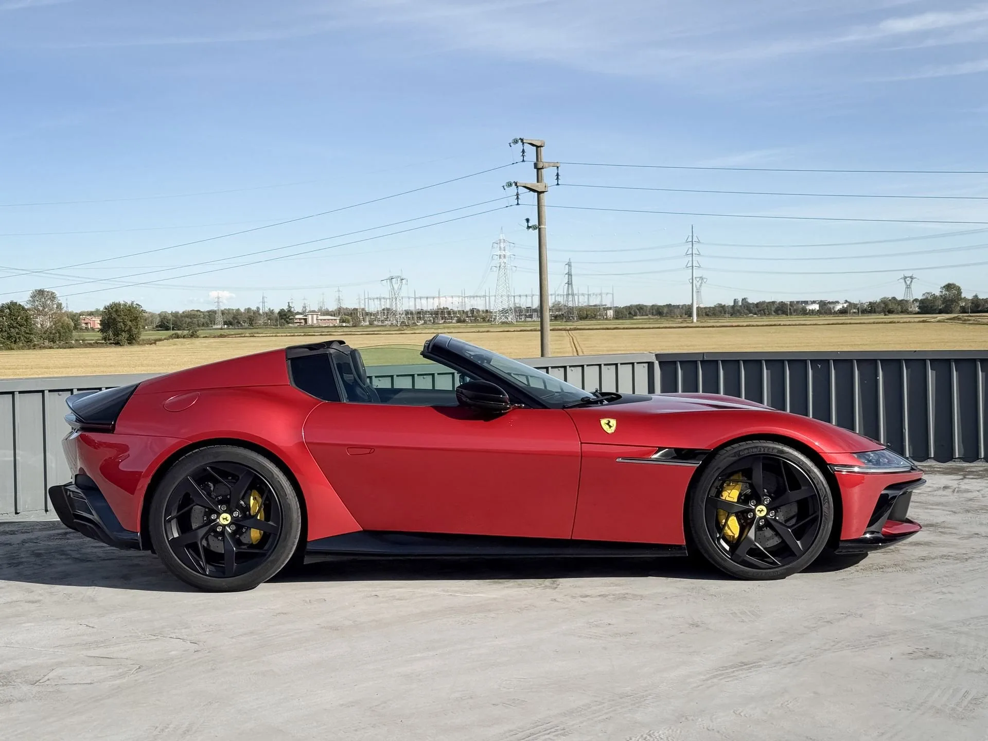 2026 Ferrari 12Cilindri Spider Atelier, 5/17