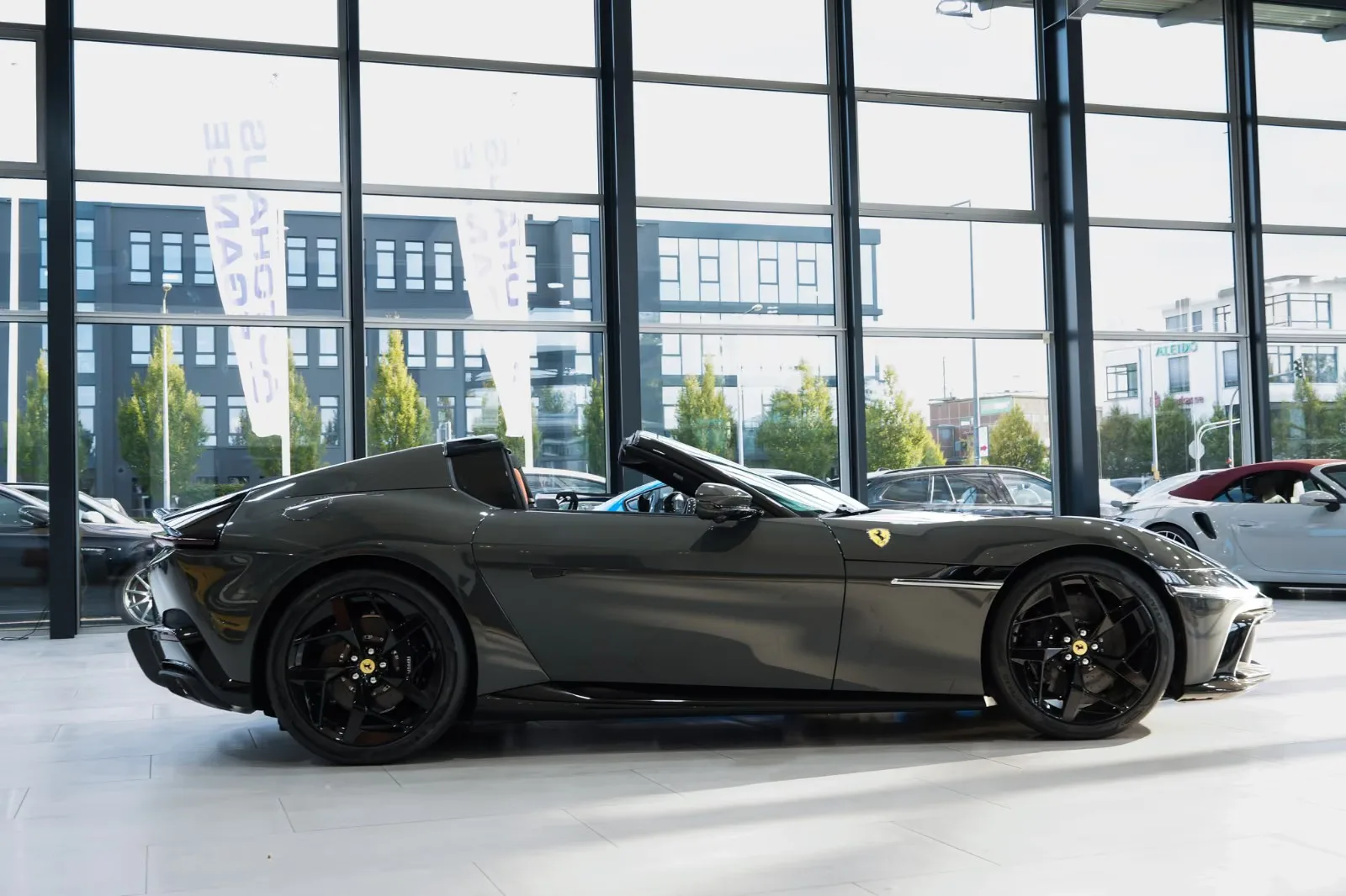 2026 Ferrari 12Cilindri Spider, 5/30