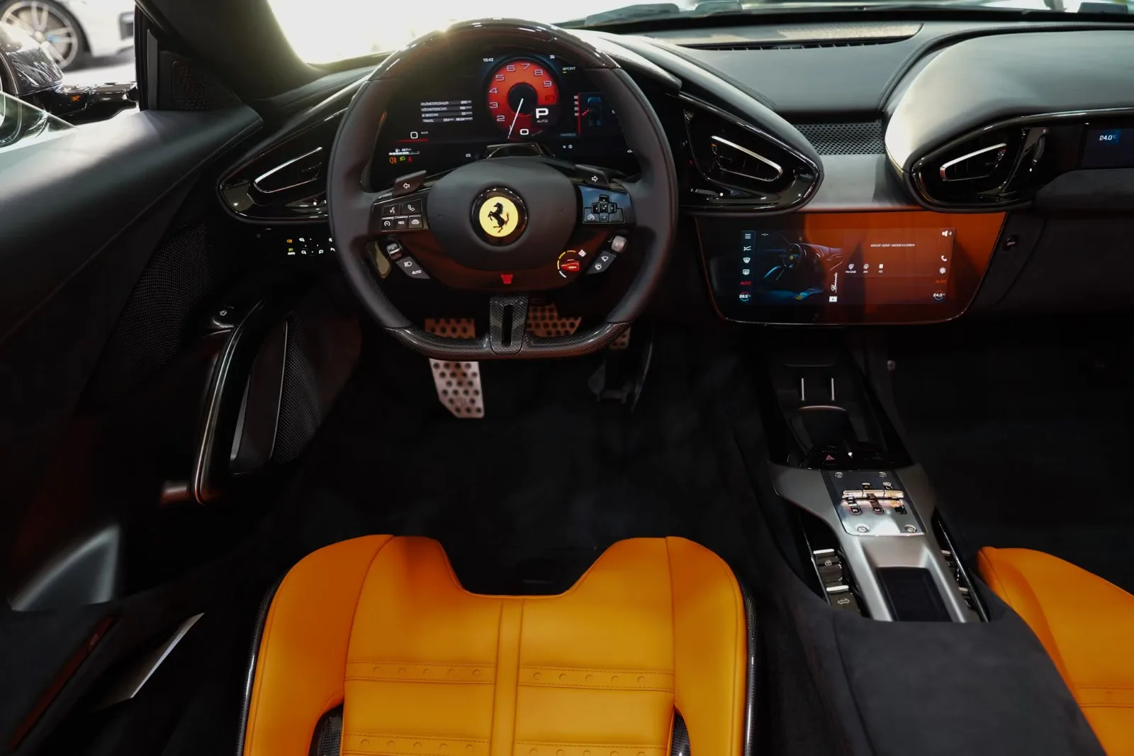 2026 Ferrari 12Cilindri Spider, 13/30
