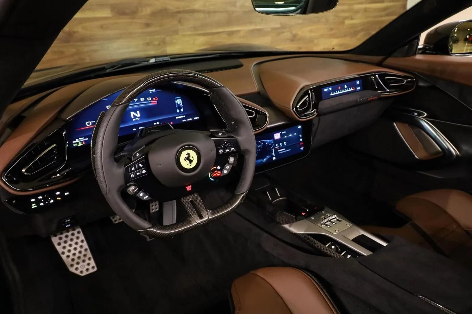 2026 Ferrari 12Cilindri Spider, 3/30