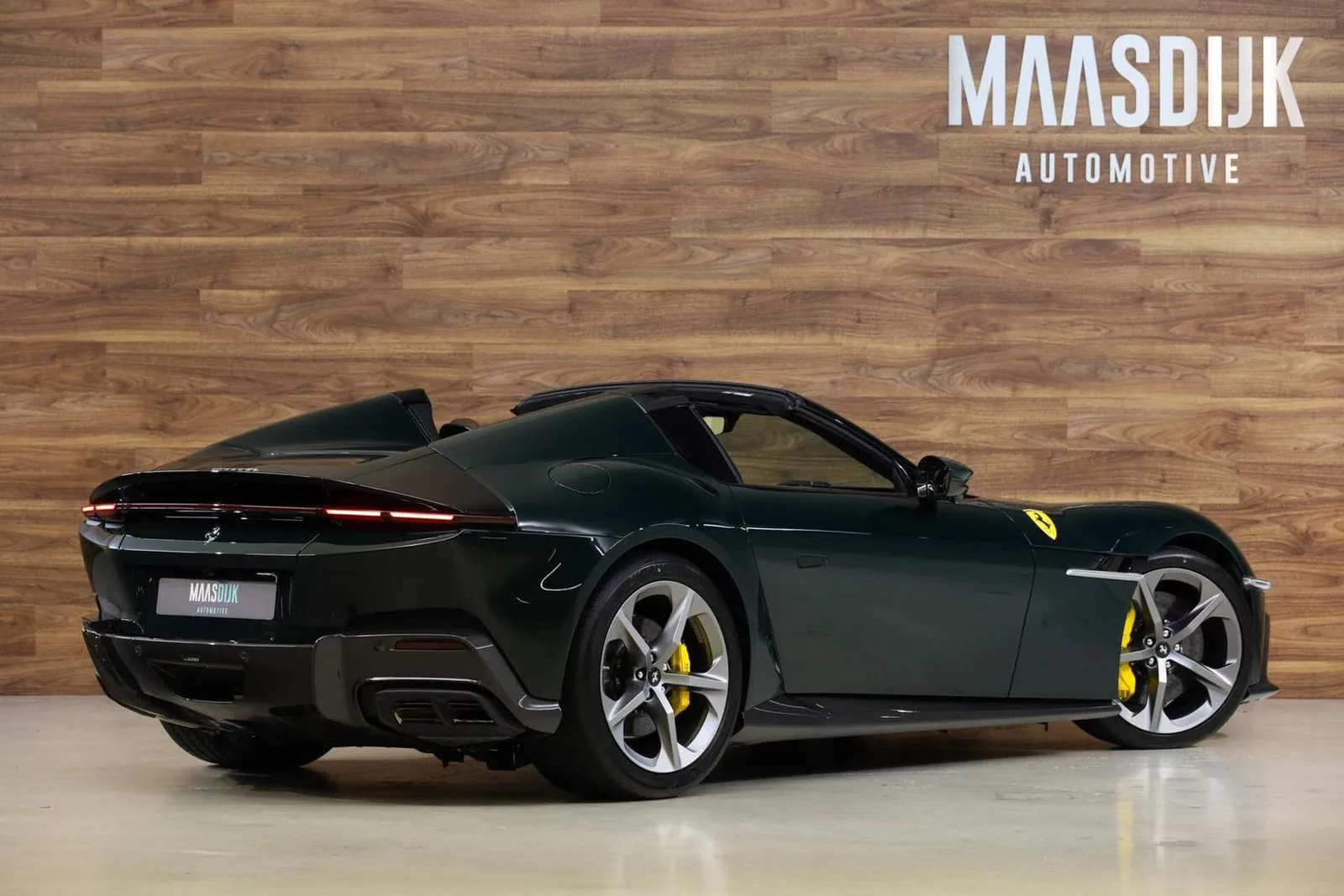 2026 Ferrari 12Cilindri Spider, 8/30