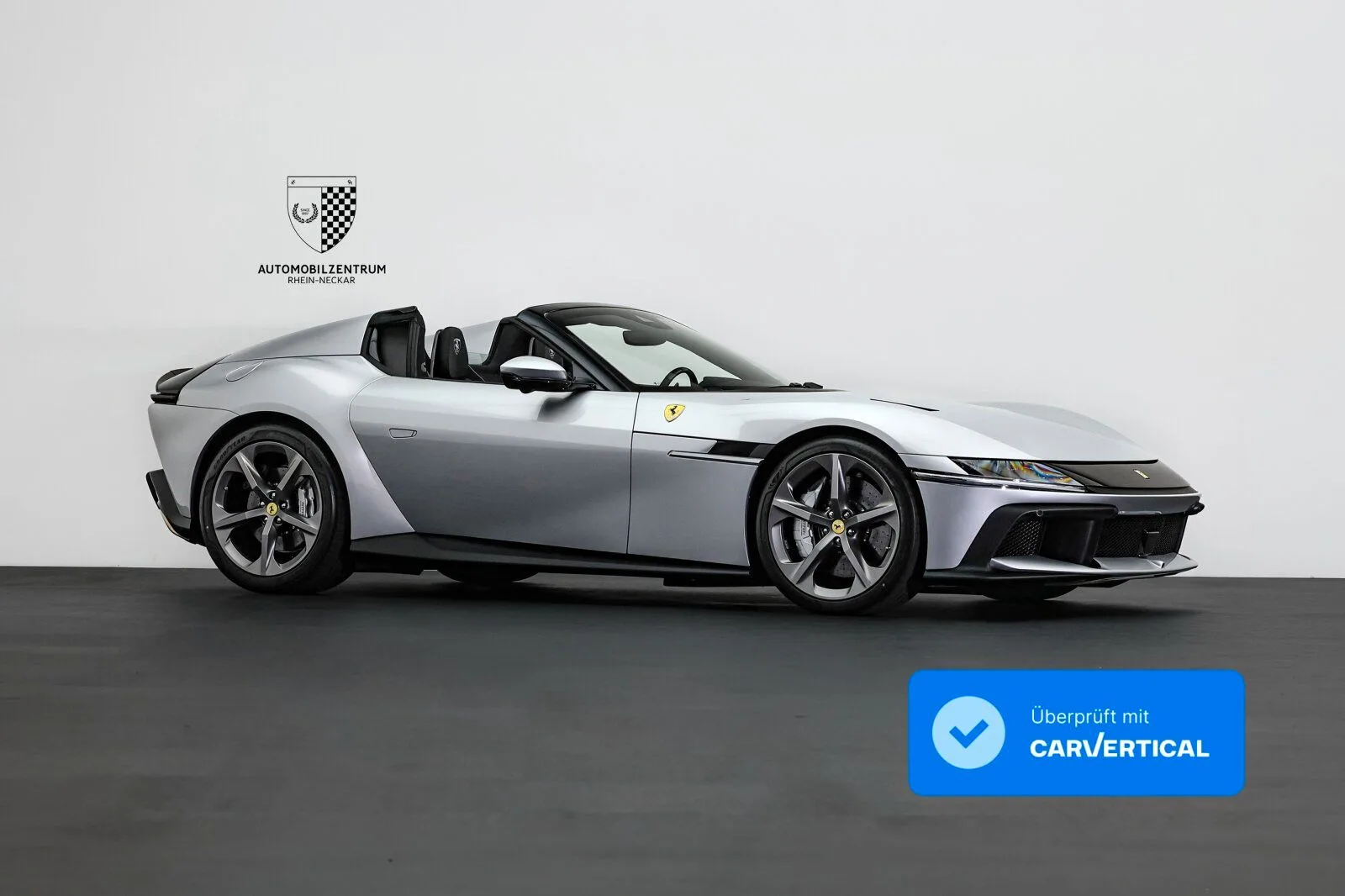2026 Ferrari 12Cilindri Spider proposée par un spécialiste de la supercar à Viernheim, Allemagne, photo principale