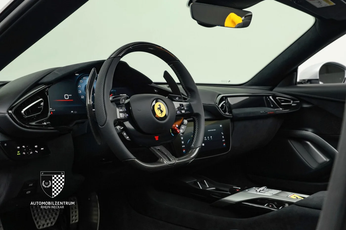 2026 Ferrari 12Cilindri Spider proposée par un spécialiste de la supercar à Viernheim, Allemagne, photo 18 sur 25