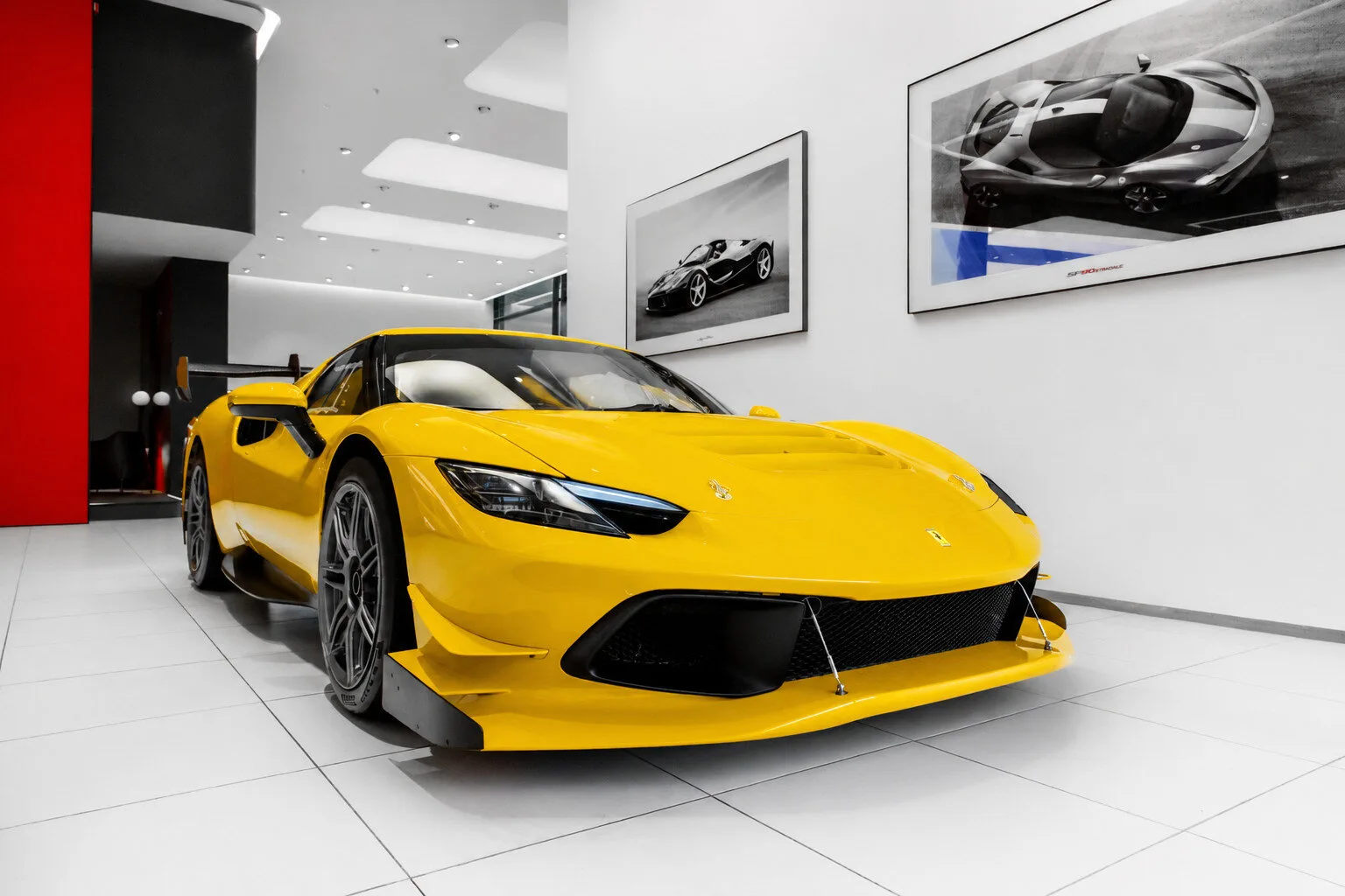 2026 Ferrari 296 Challenge angeboten von einem Fachhändler in Hengelo, Niederlande, Hauptfoto