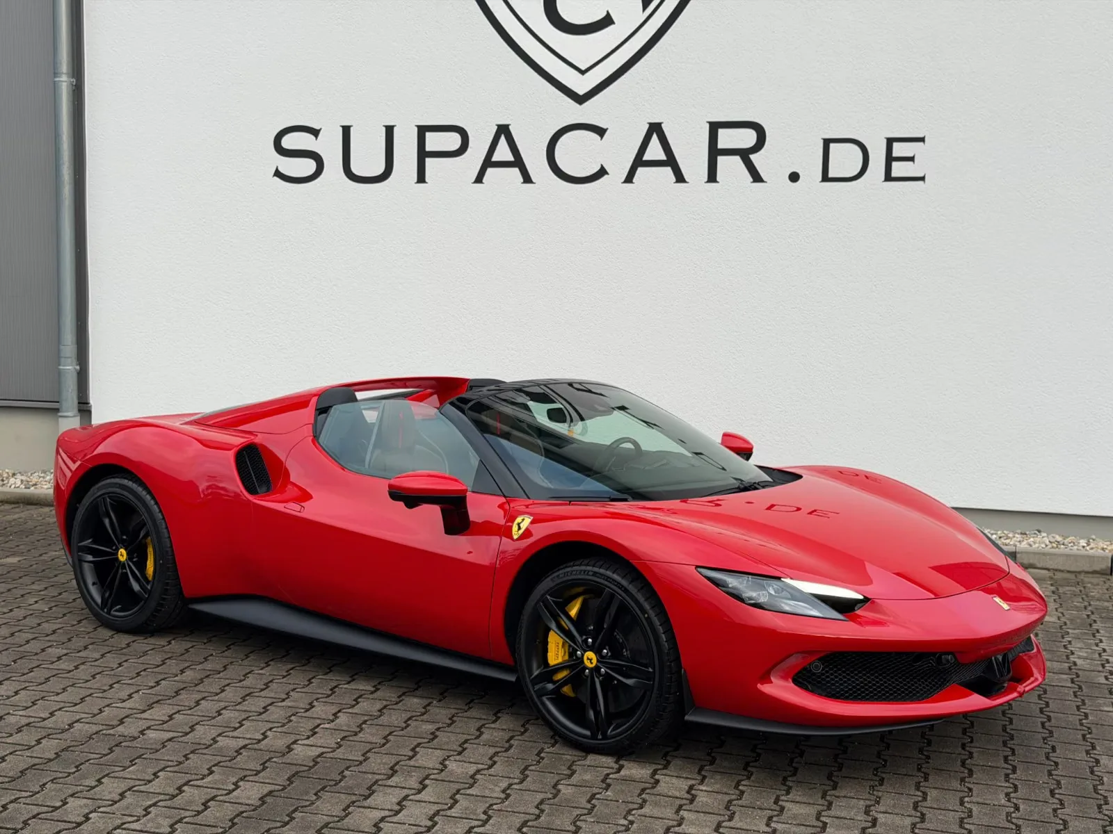 2026 Ferrari 296 GTS, 5/30