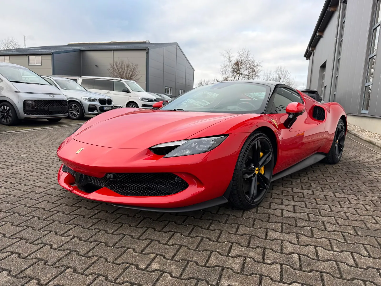 2026 Ferrari 296 GTS, 8/30