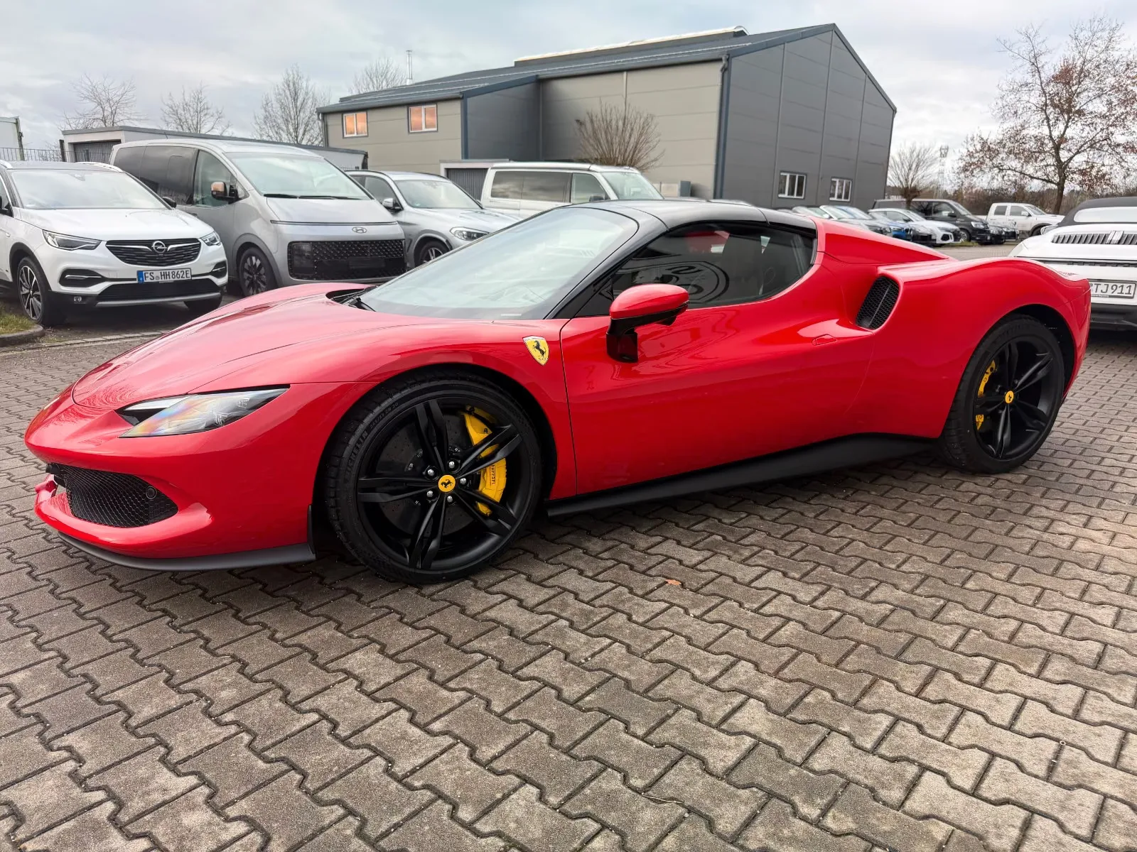 2026 Ferrari 296 GTS, 21/30