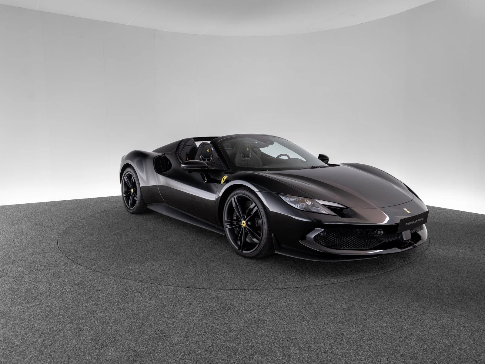 2026 Ferrari 296 GTS, 3/30