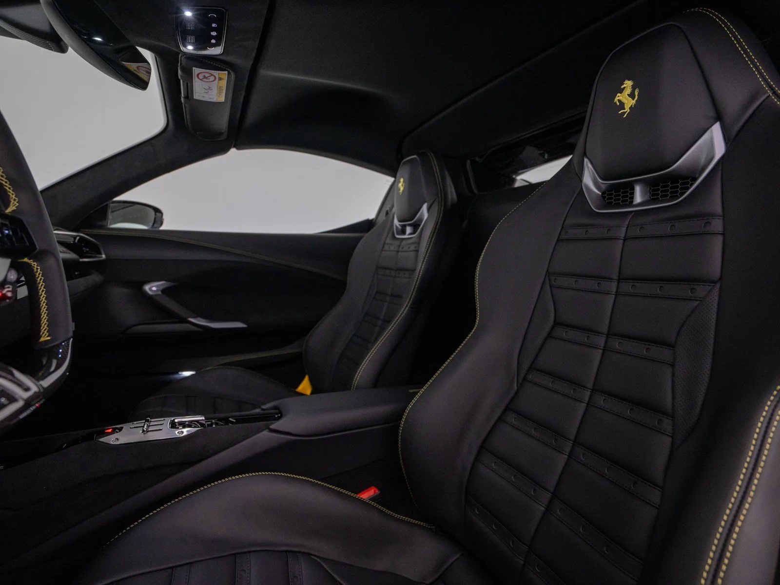 2026 Ferrari 296 GTS, 26/30