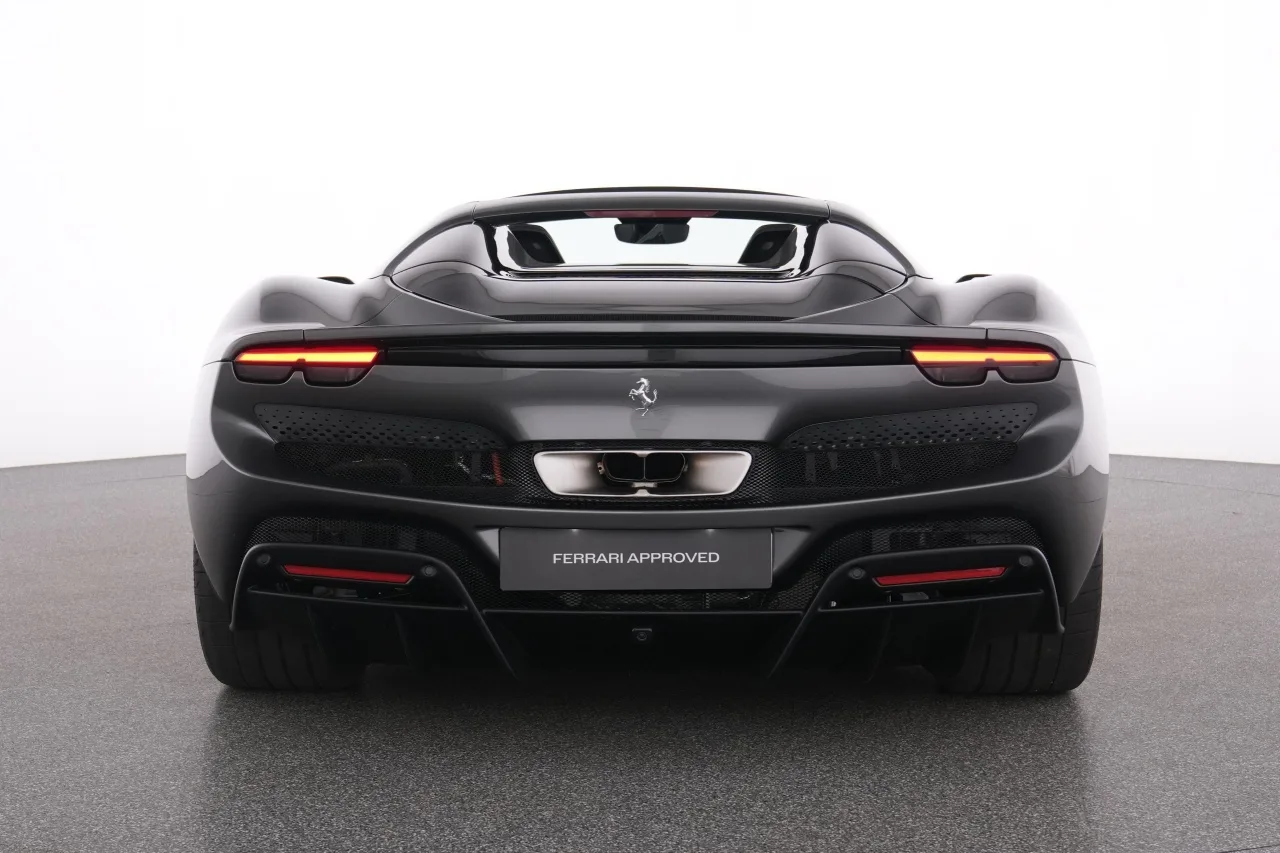 2026 Ferrari 296 GTS offered by a specialist dealer in Meerbusch, Germany, photo 4 of 6