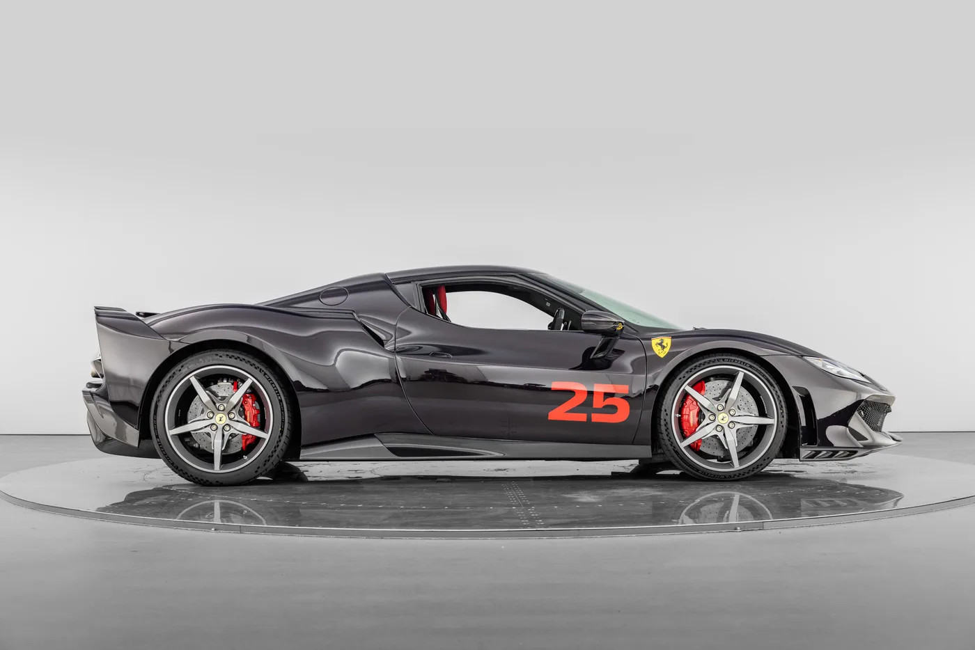2026 Ferrari 296 Speciale angeboten von einer Vertragshändlergruppe in Hatfield, Vereinigtes Königreich, Foto 2 von 25