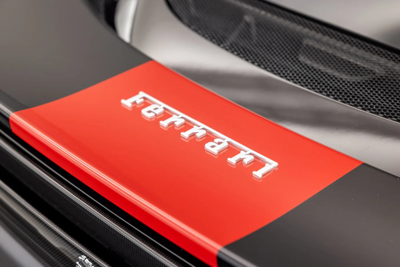2026 Ferrari 296 Speciale angeboten von einer Vertragshändlergruppe in Hatfield, Vereinigtes Königreich, Foto 23 von 25