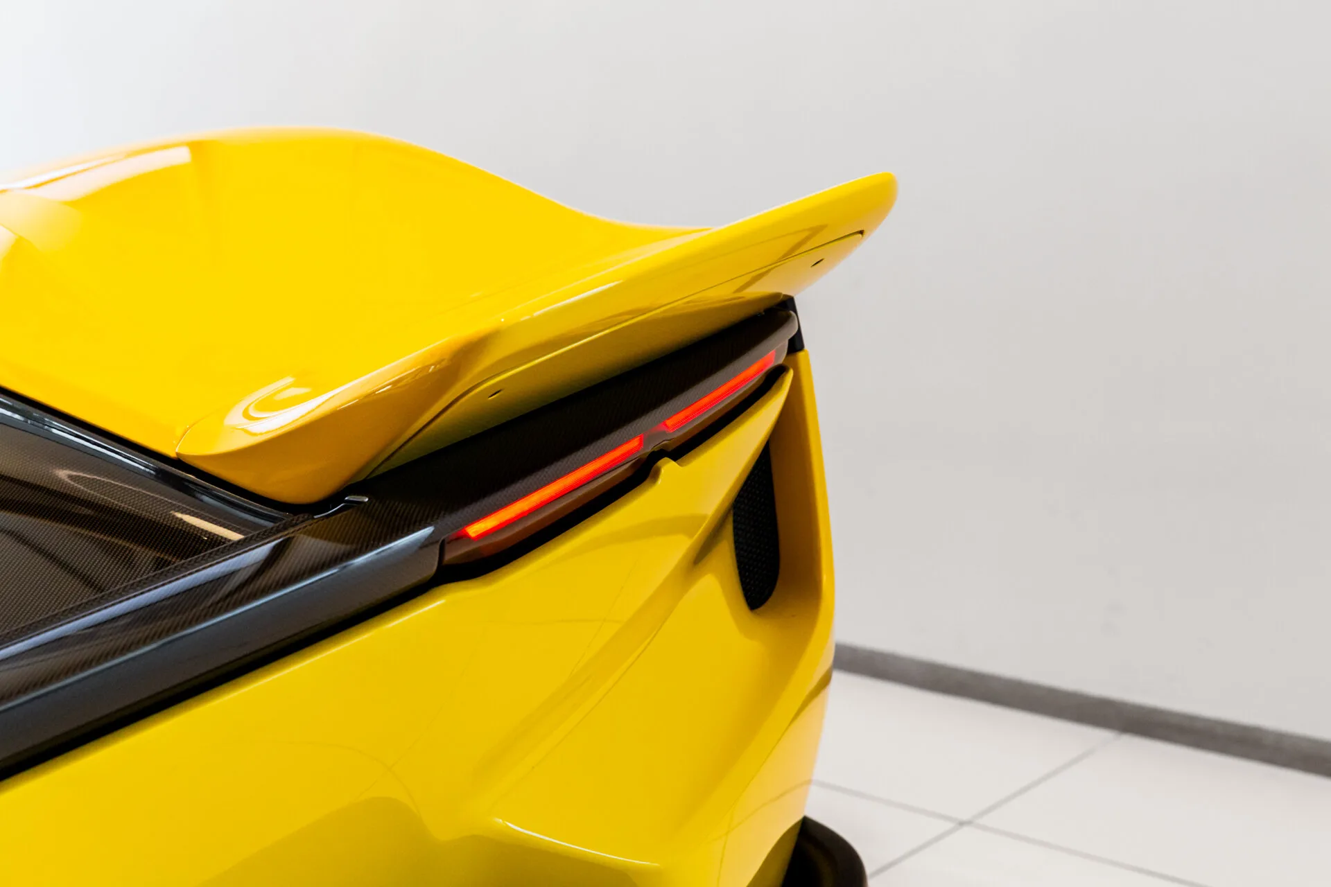 2026 Ferrari 849 Testarossa, 28/30